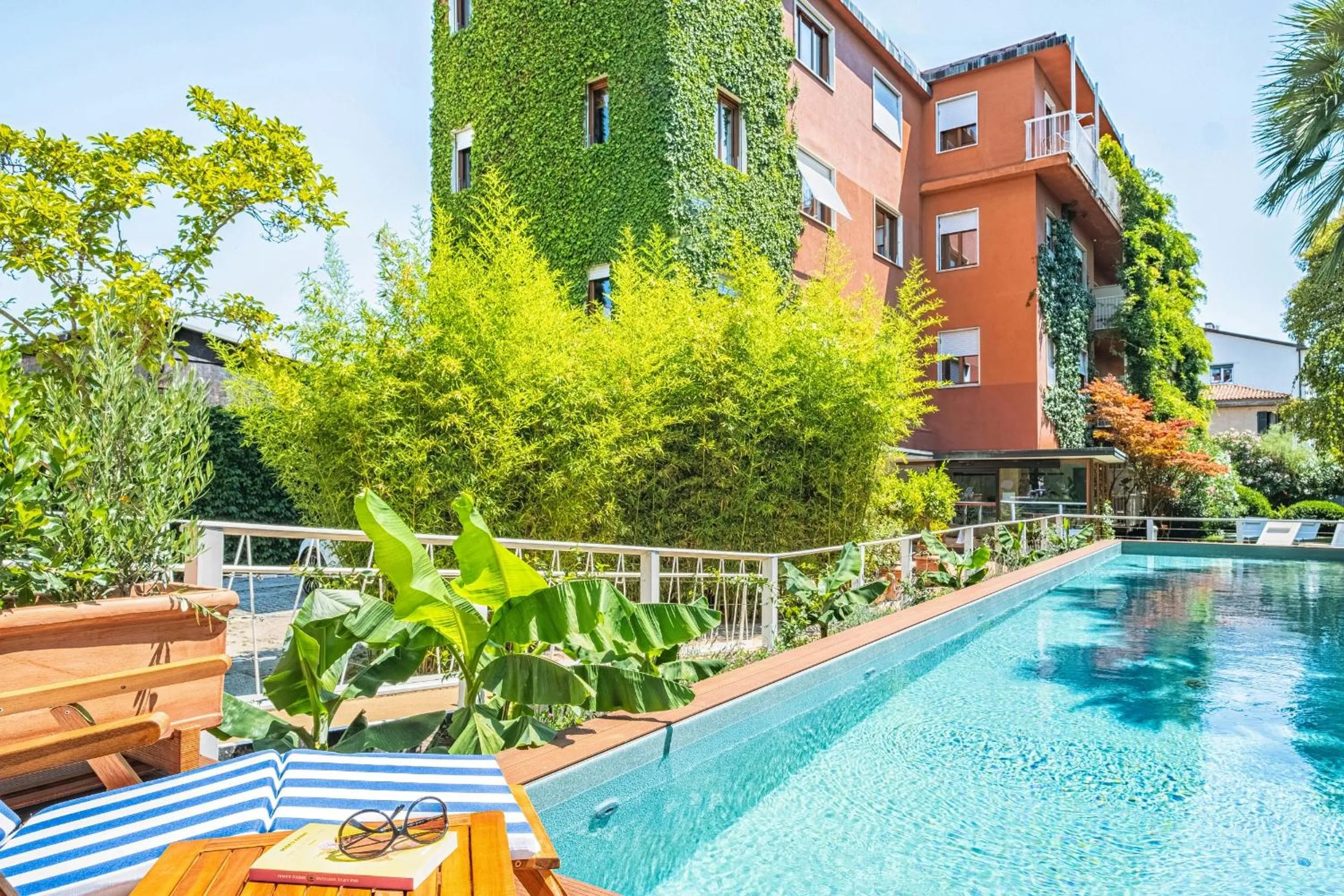 Swimming pool in Hotel Villa Mabapa