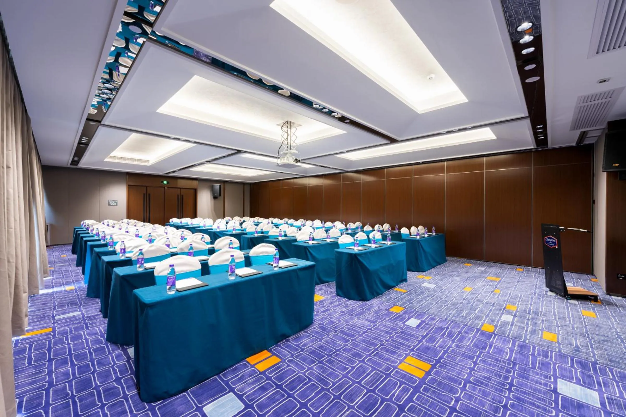 Meeting/conference room in Hampton by Hilton Guangzhou Jinshazhou