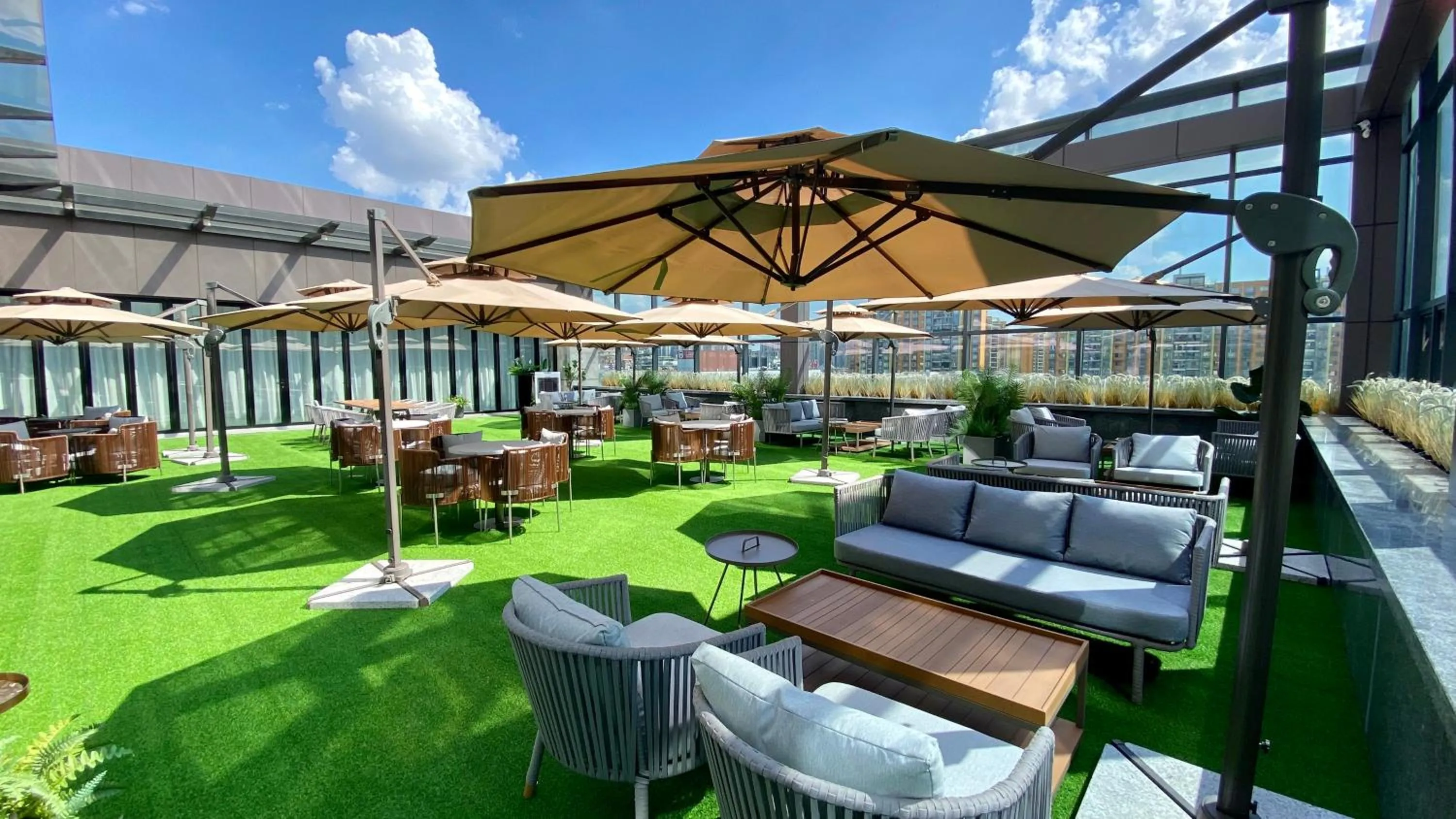 Restaurant/places to eat in Hampton by Hilton Guangzhou Jinshazhou