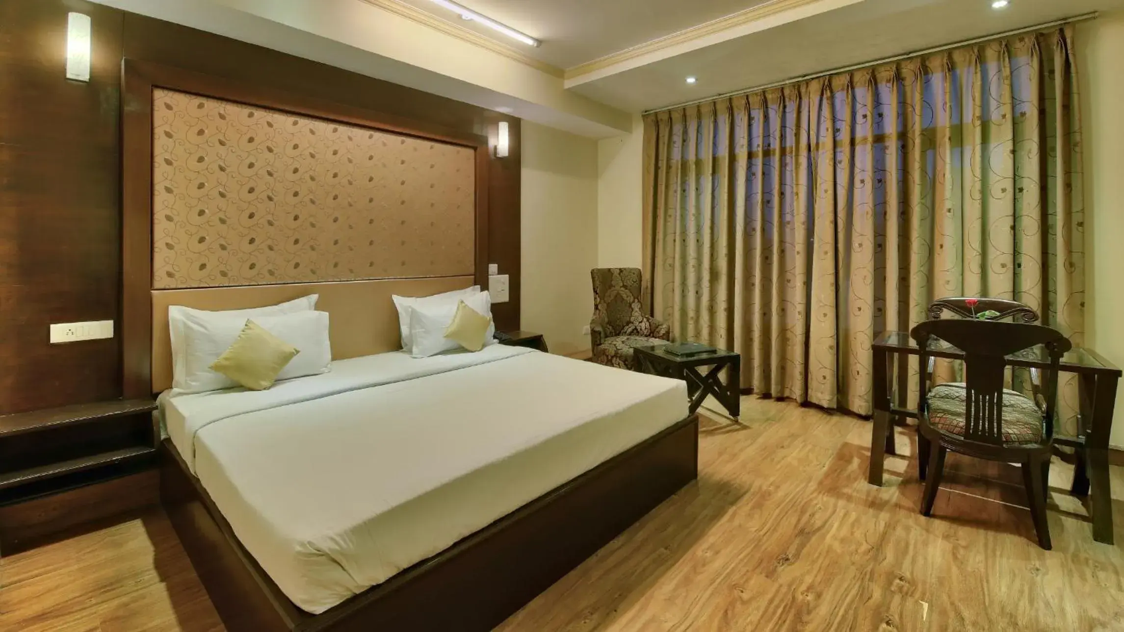 Bed in Milestone 251 Bed in Milestone 251