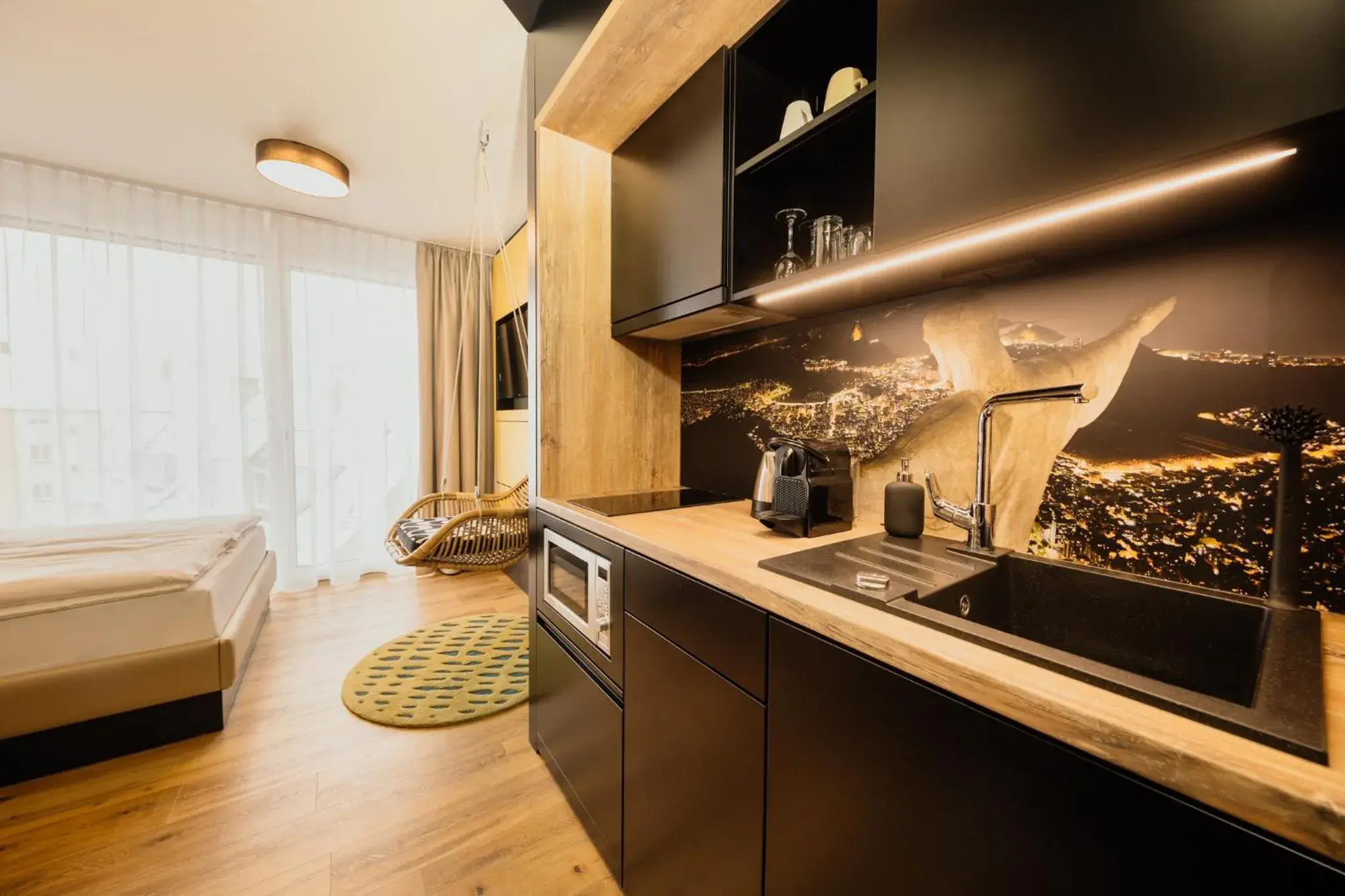 Kitchen or kitchenette, Bed in Rioca Neu-Ulm Posto 5 Kitchen or kitchenette, Bed in Rioca Neu-Ulm Posto 5