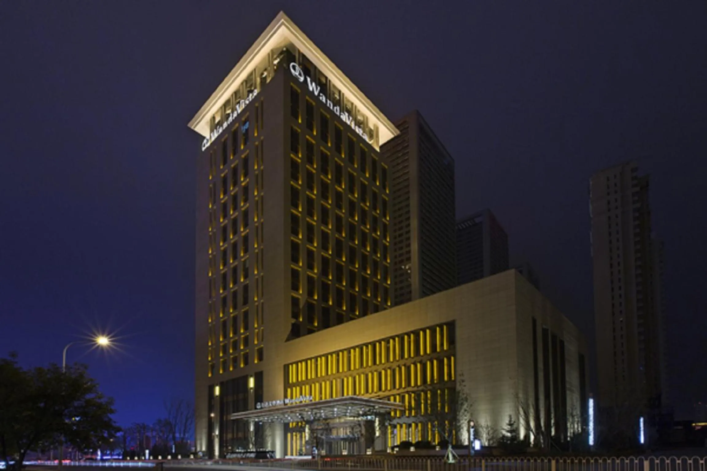 Facade/entrance in Wanda Vista Shenyang