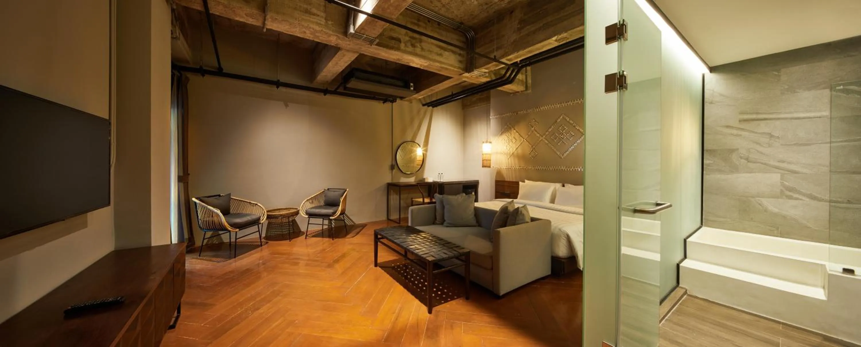 Bed in 515 VICTORY Hotel