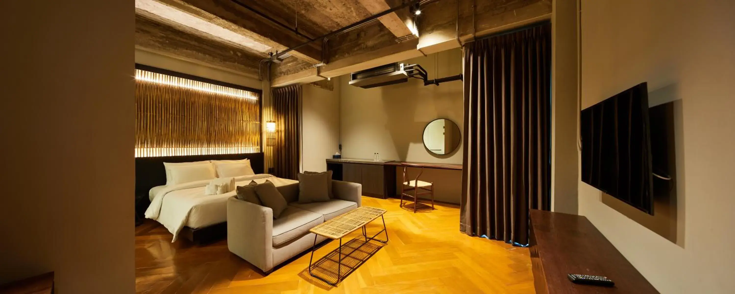 Bed in 515 VICTORY Hotel Bed in 515 VICTORY Hotel