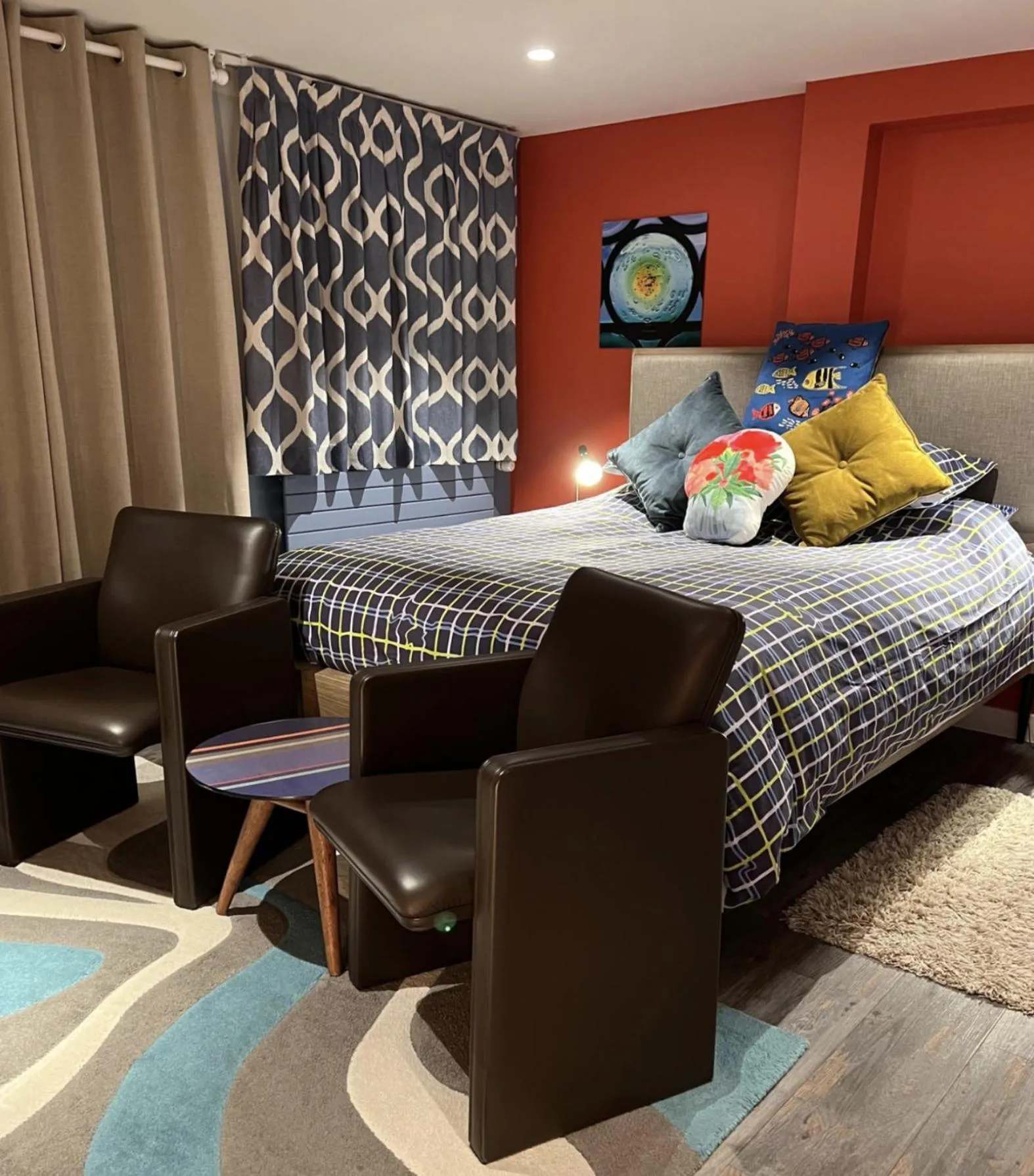 Photo of the whole room in Villa Talisman