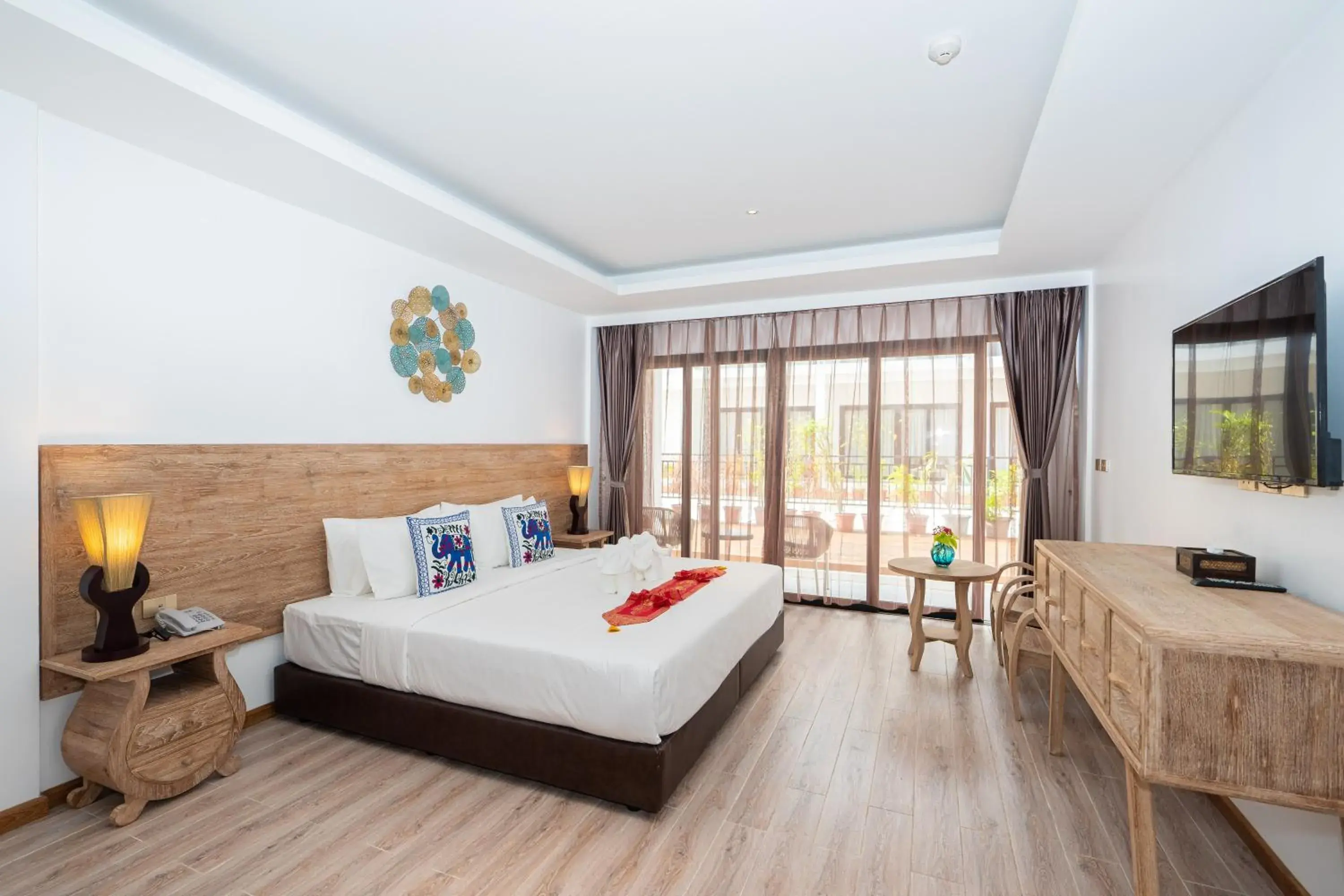 Bedroom, Bed in Royal Yao Yai Island Beach Resort Bedroom, Bed in Royal Yao Yai Island Beach Resort