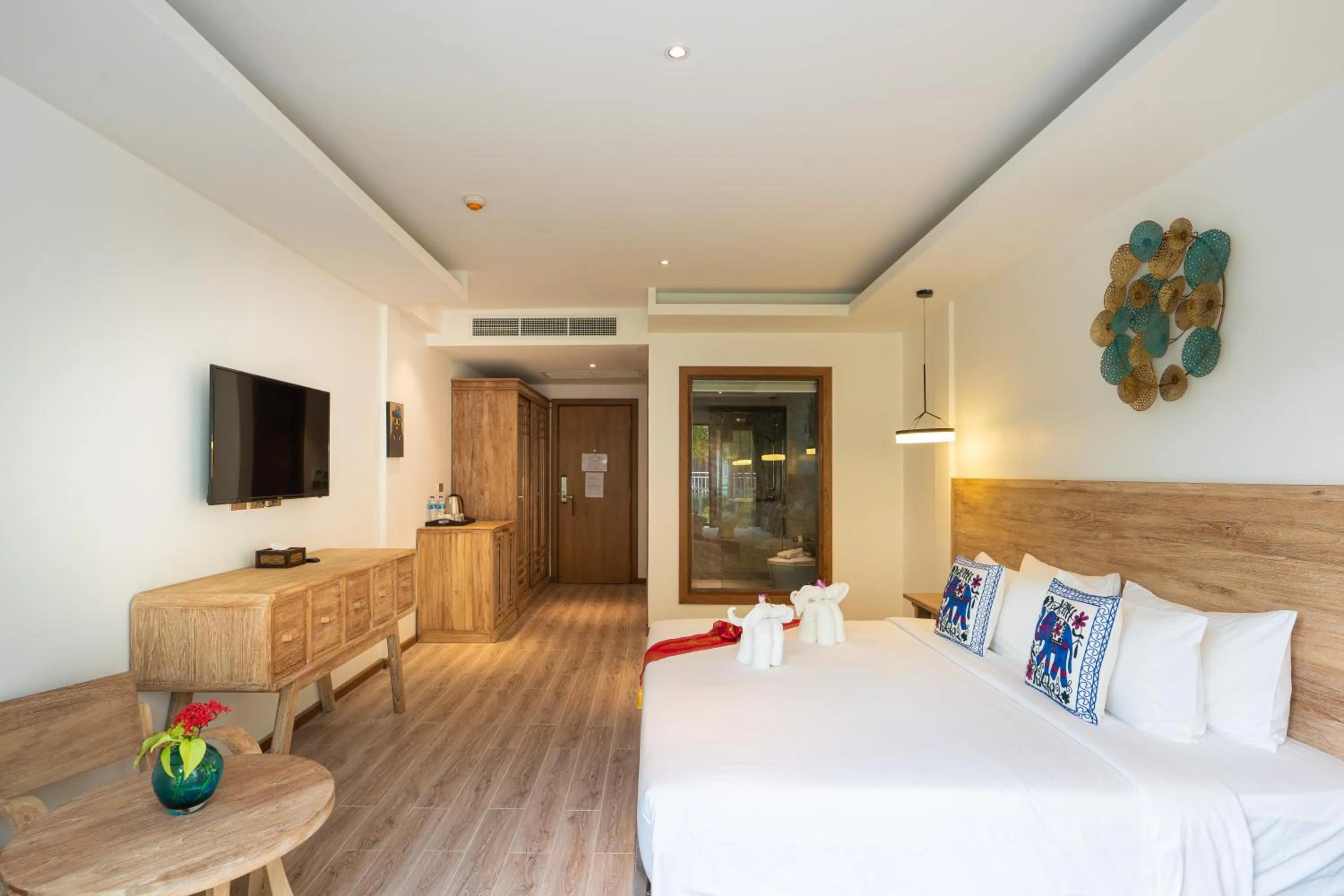 Bedroom, Bed in Royal Yao Yai Island Beach Resort