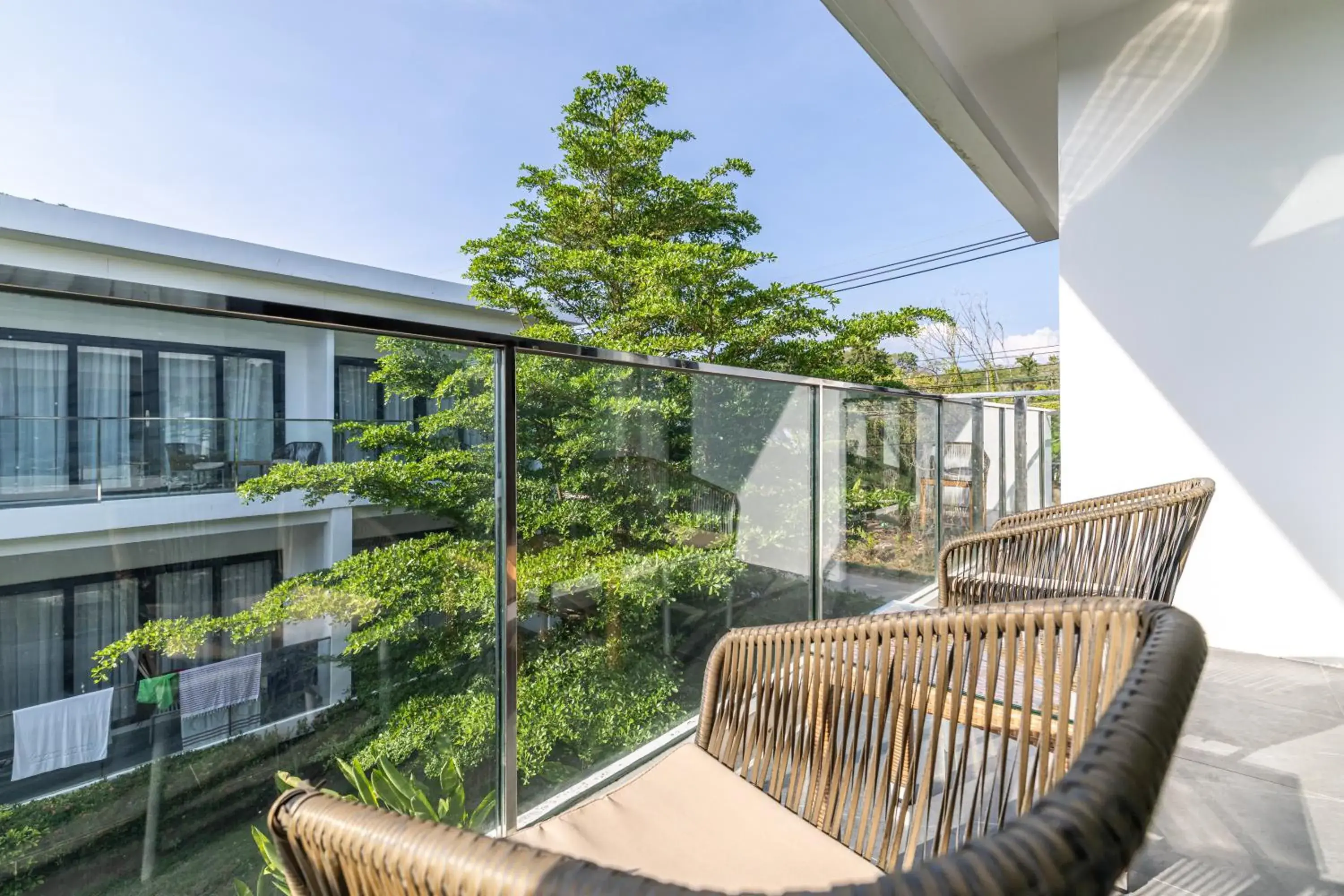 Property building in Royal Yao Yai Island Beach Resort Property building in Royal Yao Yai Island Beach Resort