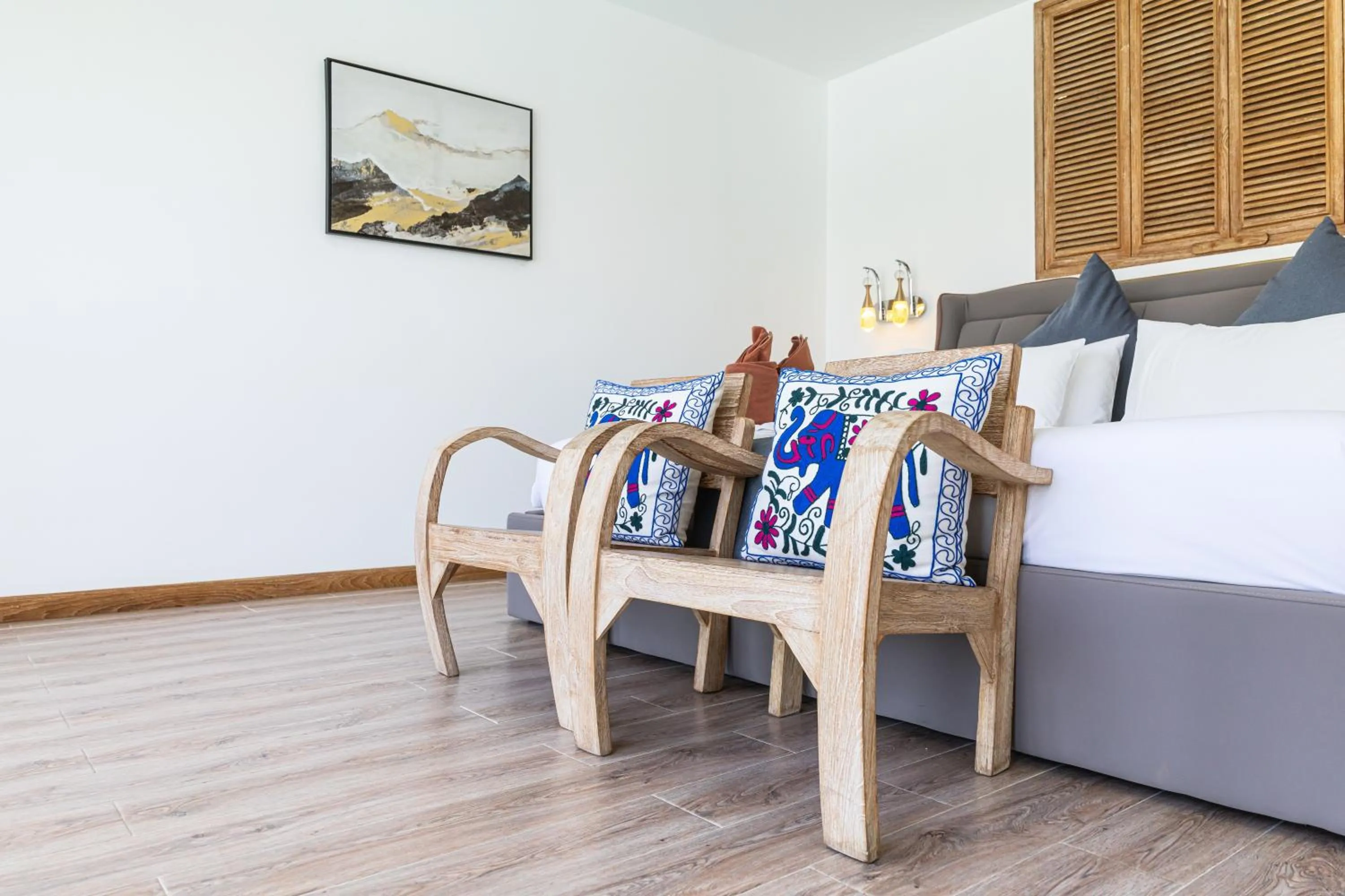 Bed in Royal Yao Yai Island Beach Resort