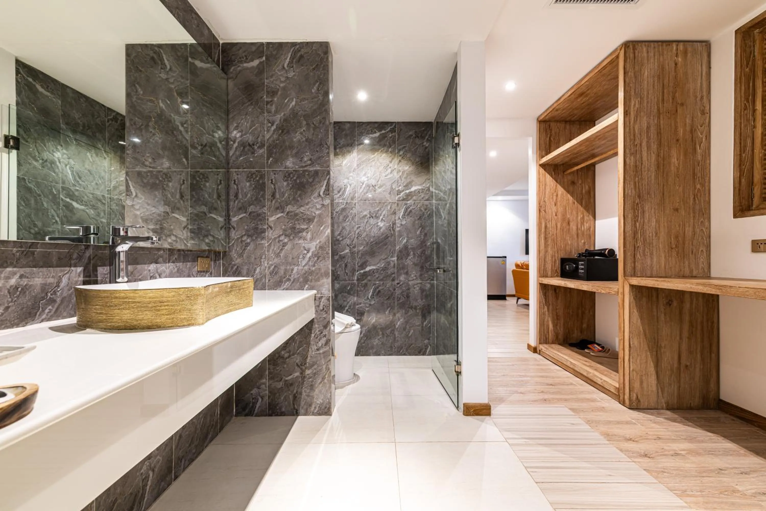 Toilet in Royal Yao Yai Island Beach Resort