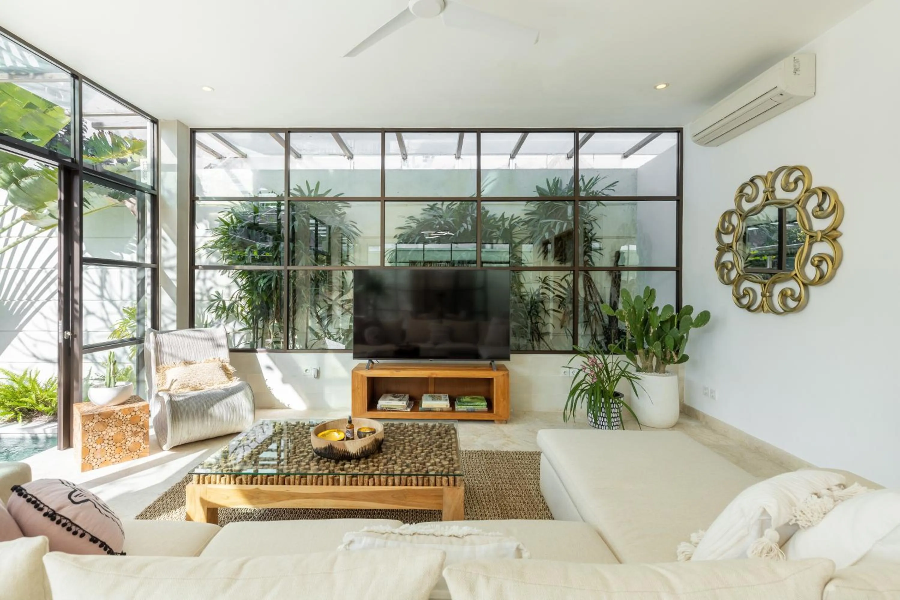 Living room in Villa Lumut 3 Bedrooms Central Seminyak