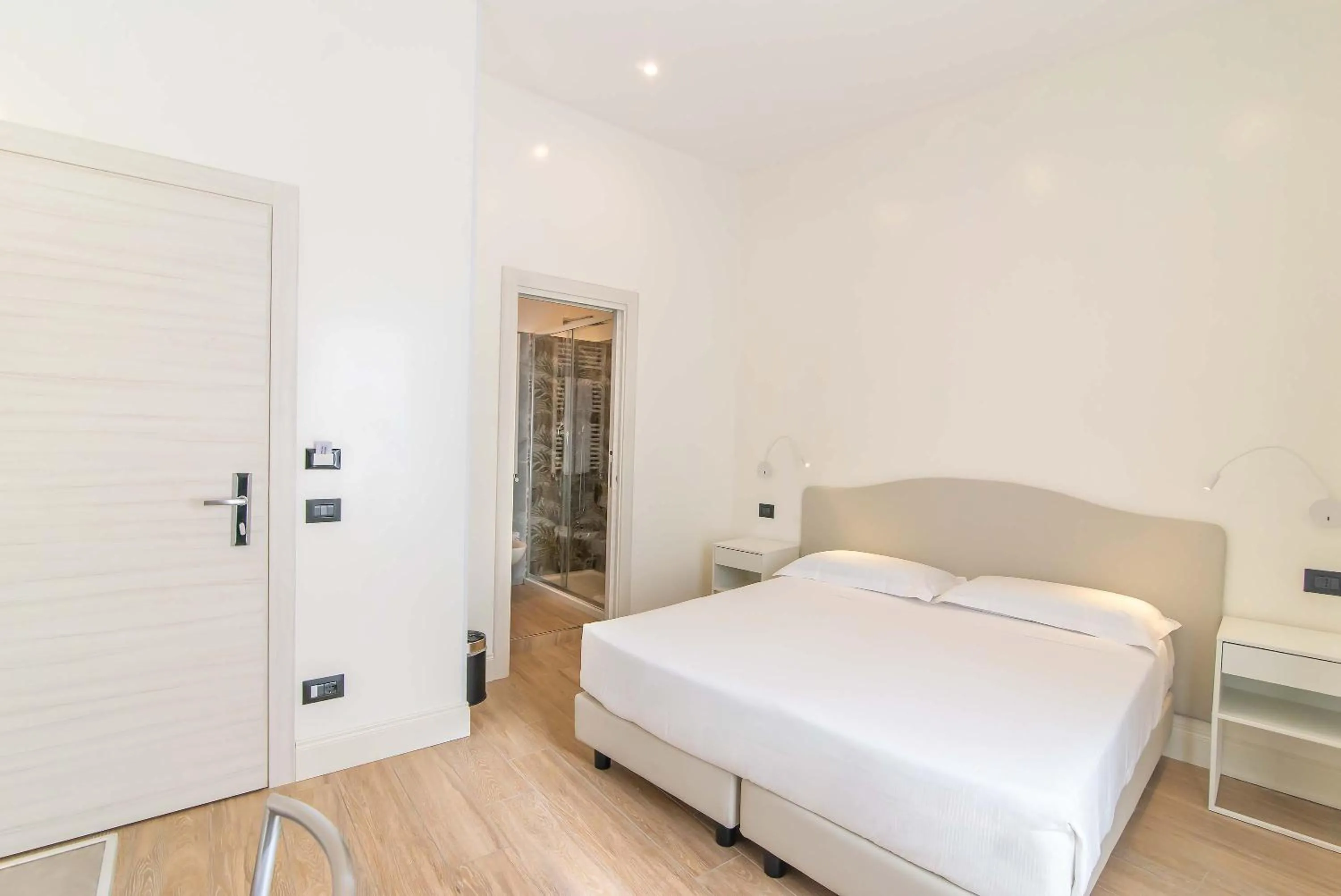 Bedroom, Bed in Hotel Aphrodite