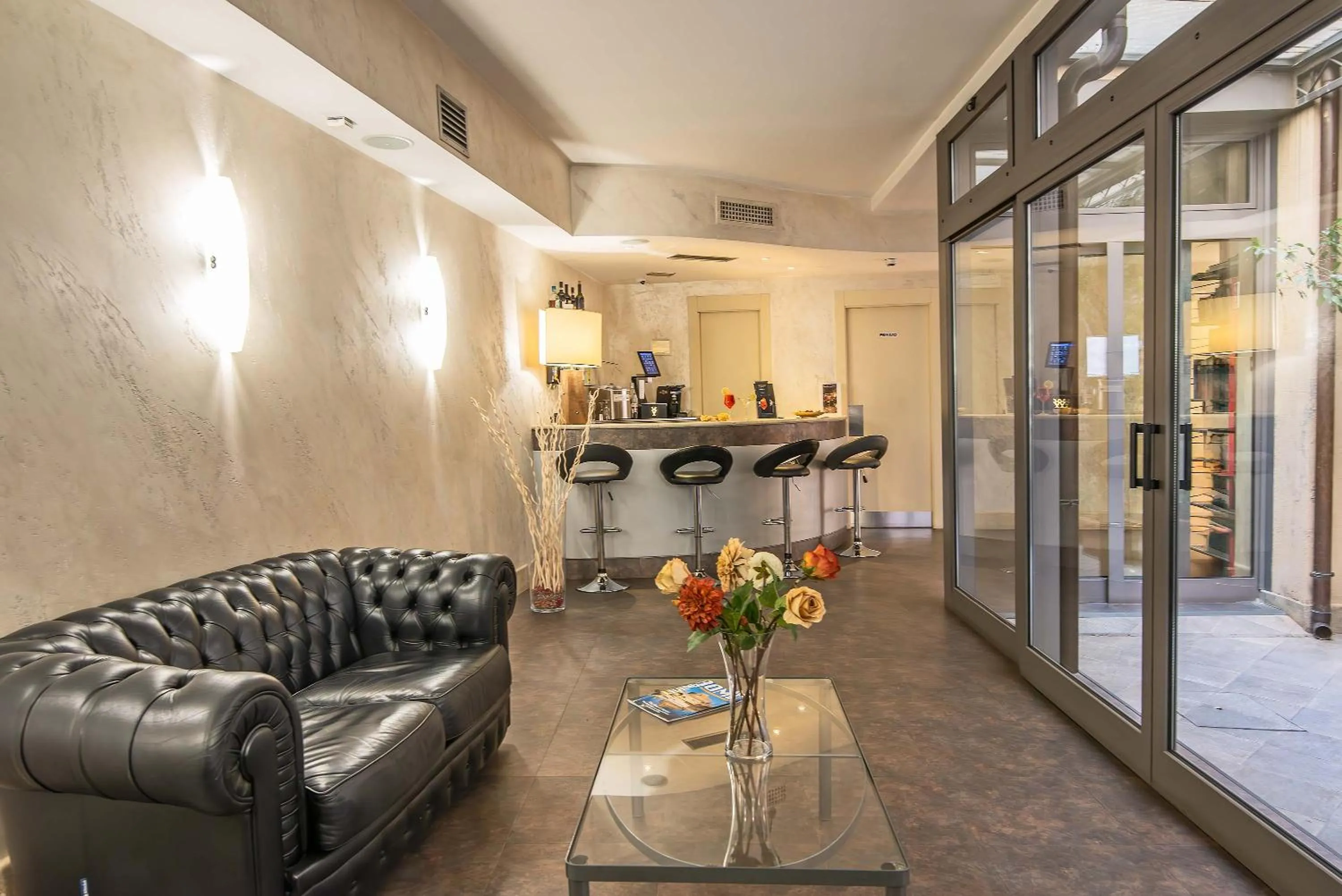 Lounge or bar in Hotel Aphrodite