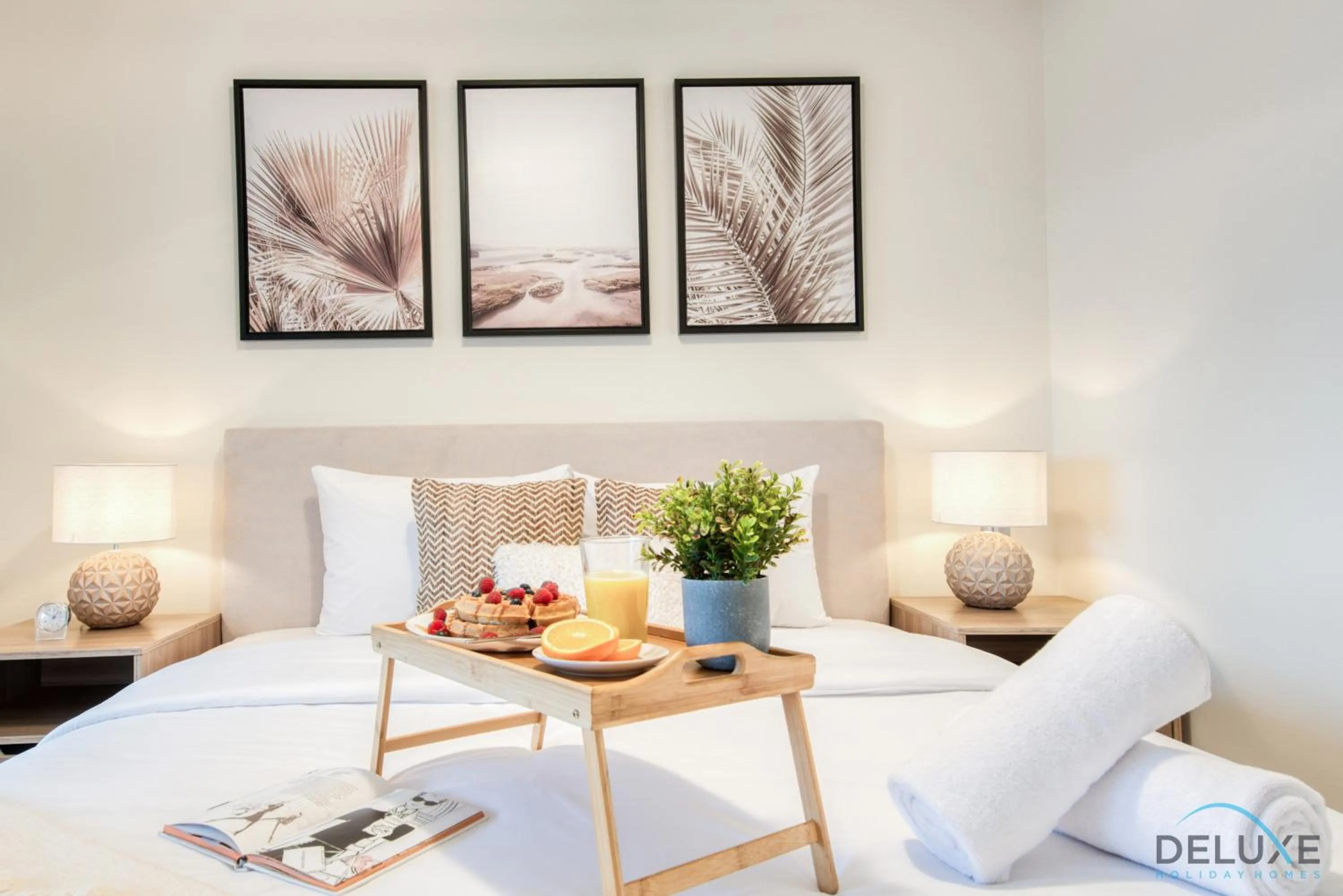 Food and drinks in Calm Studio at Sky Gardens DIFC by Deluxe Holiday Homes
