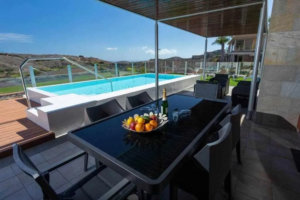 Villa Los Dragos Golf by Infinity Summer