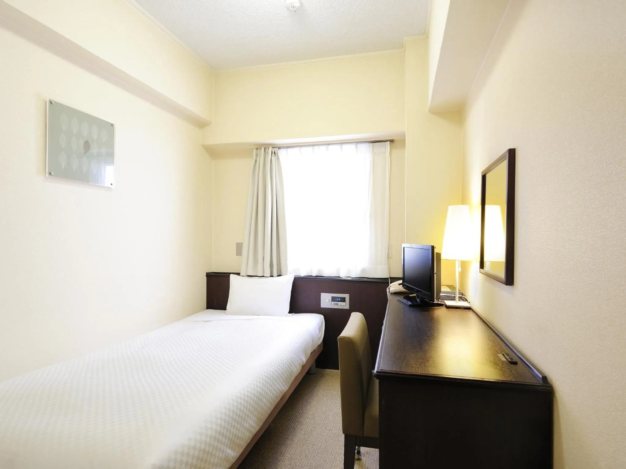 Photo of the whole room in Sendai Business Hotel Ekimae