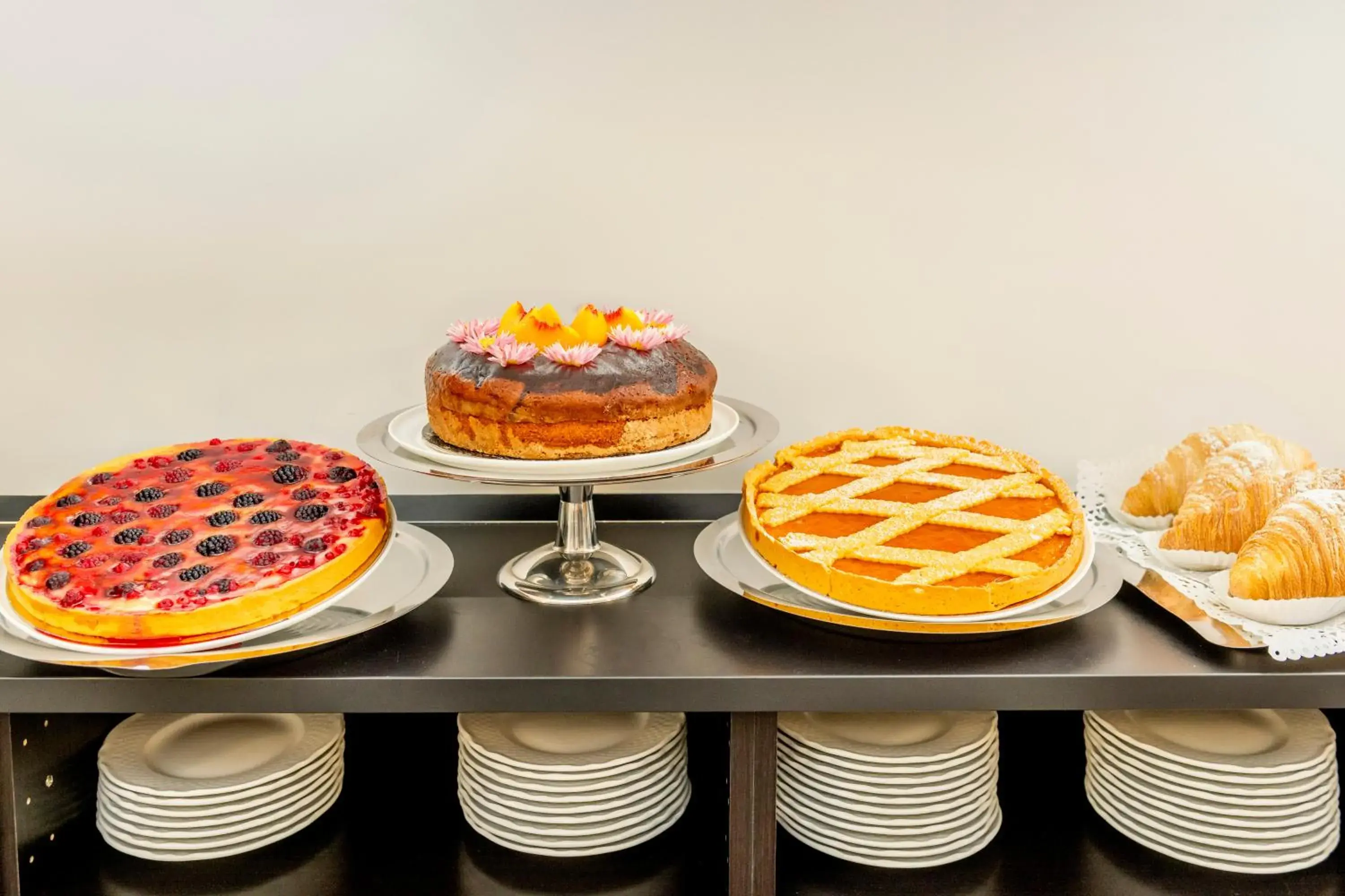 Restaurant/places to eat in Hotel Des Artistes Roma Restaurant/places to eat in Hotel Des Artistes Roma