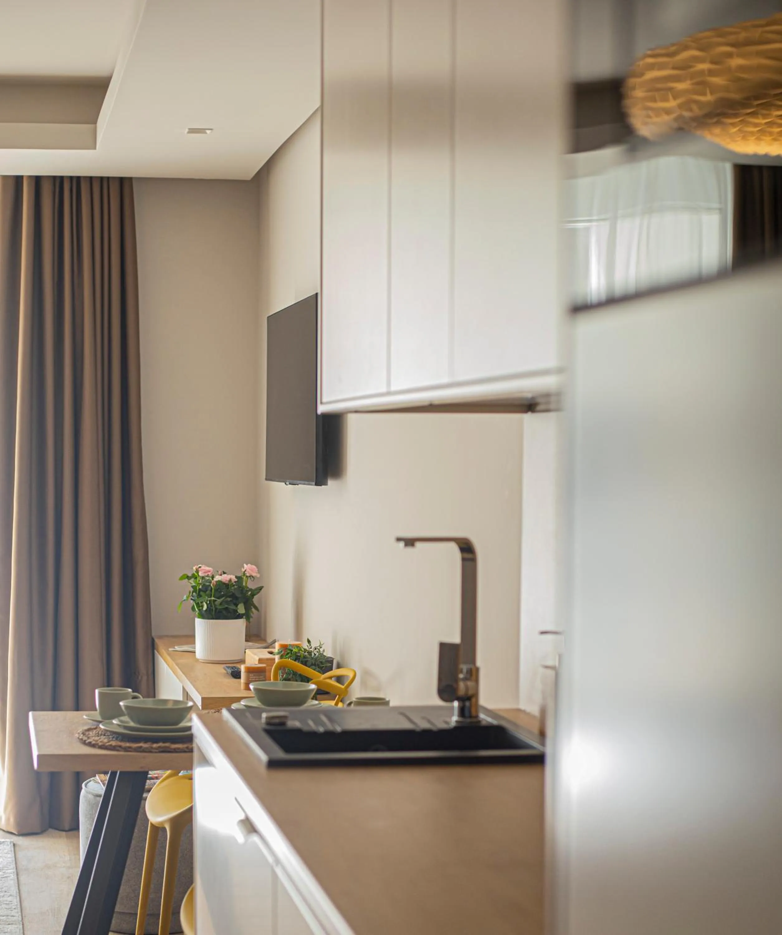 Kitchen or kitchenette in K46 Residence