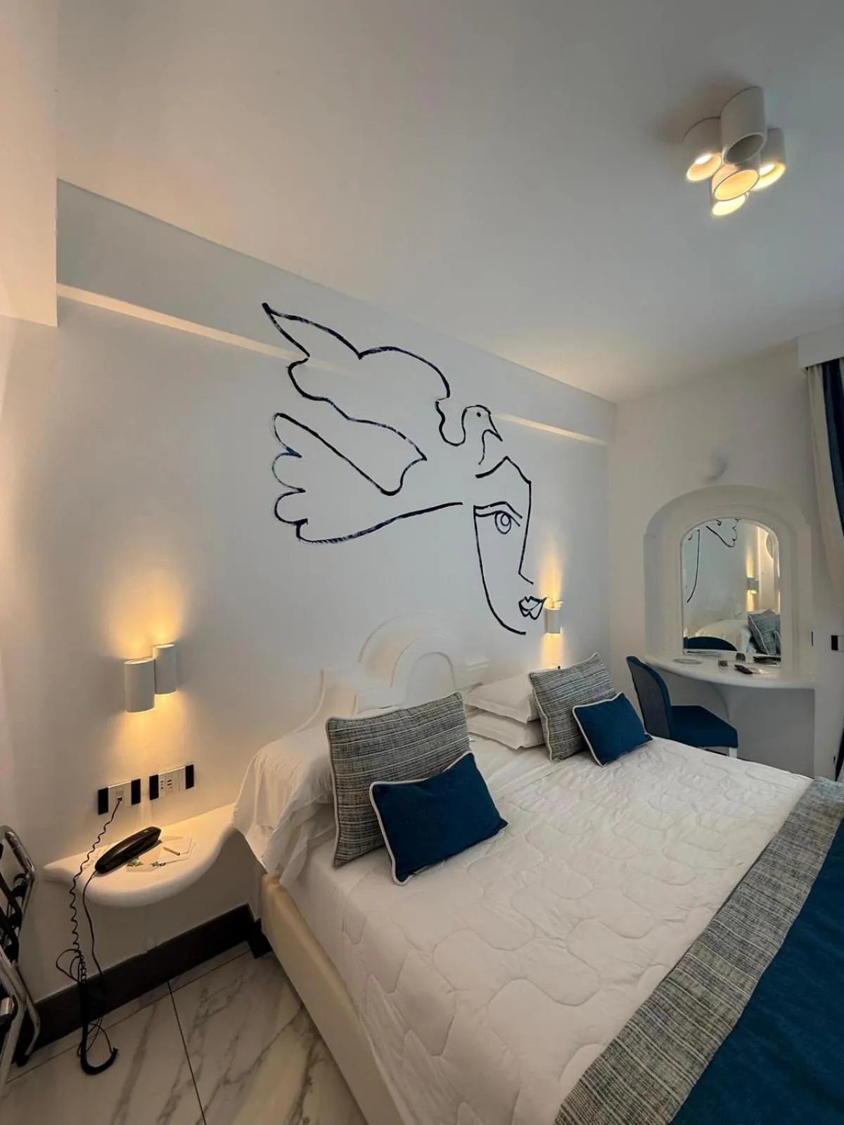 Bed in Positano Art Hotel Pasitea