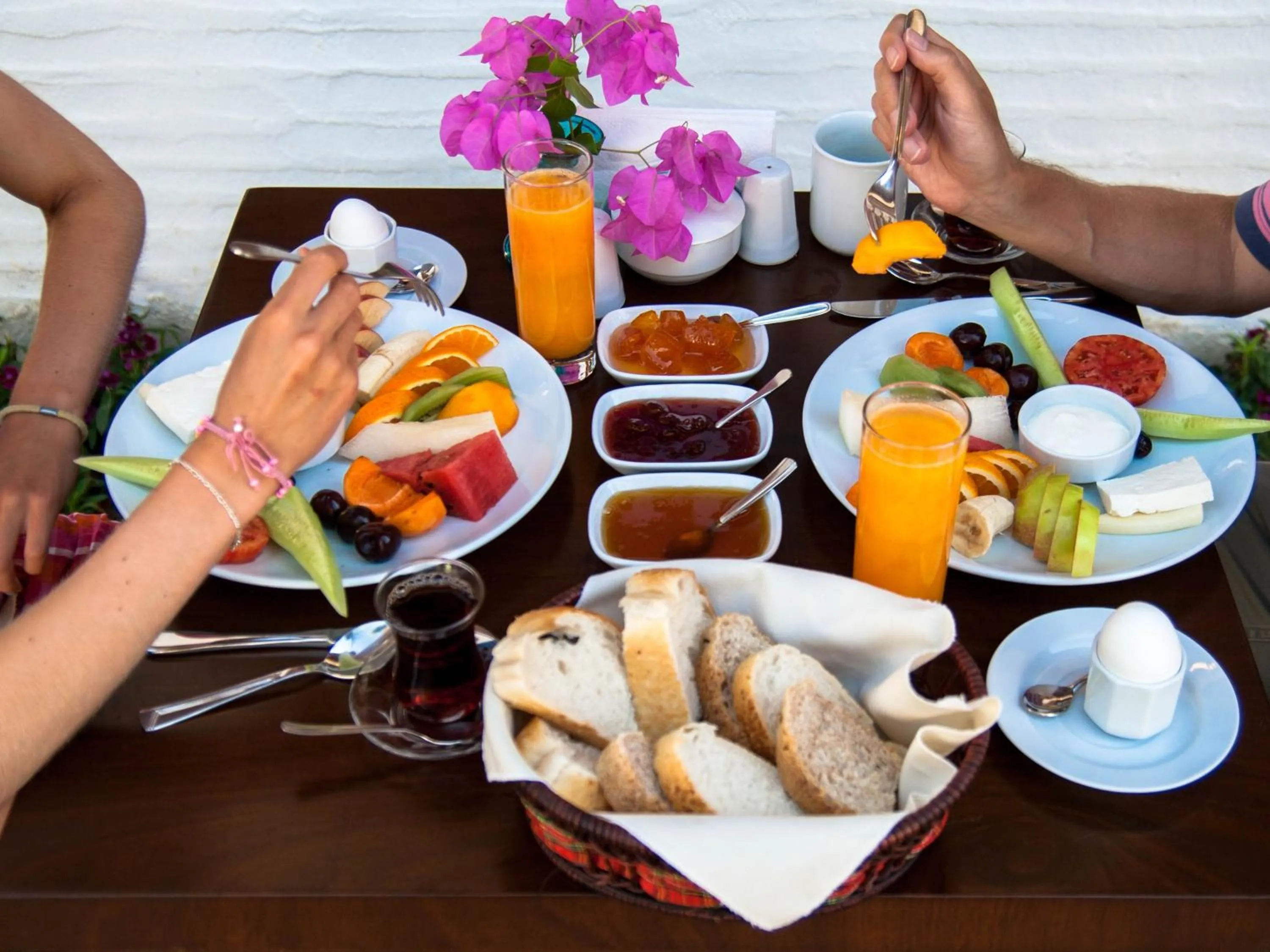 Food and drinks in Courtyard