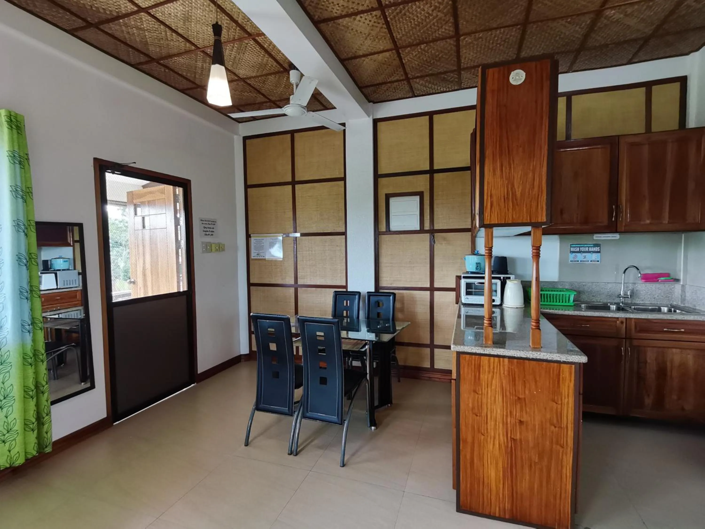 Kitchen or kitchenette in Nickles Park Resort