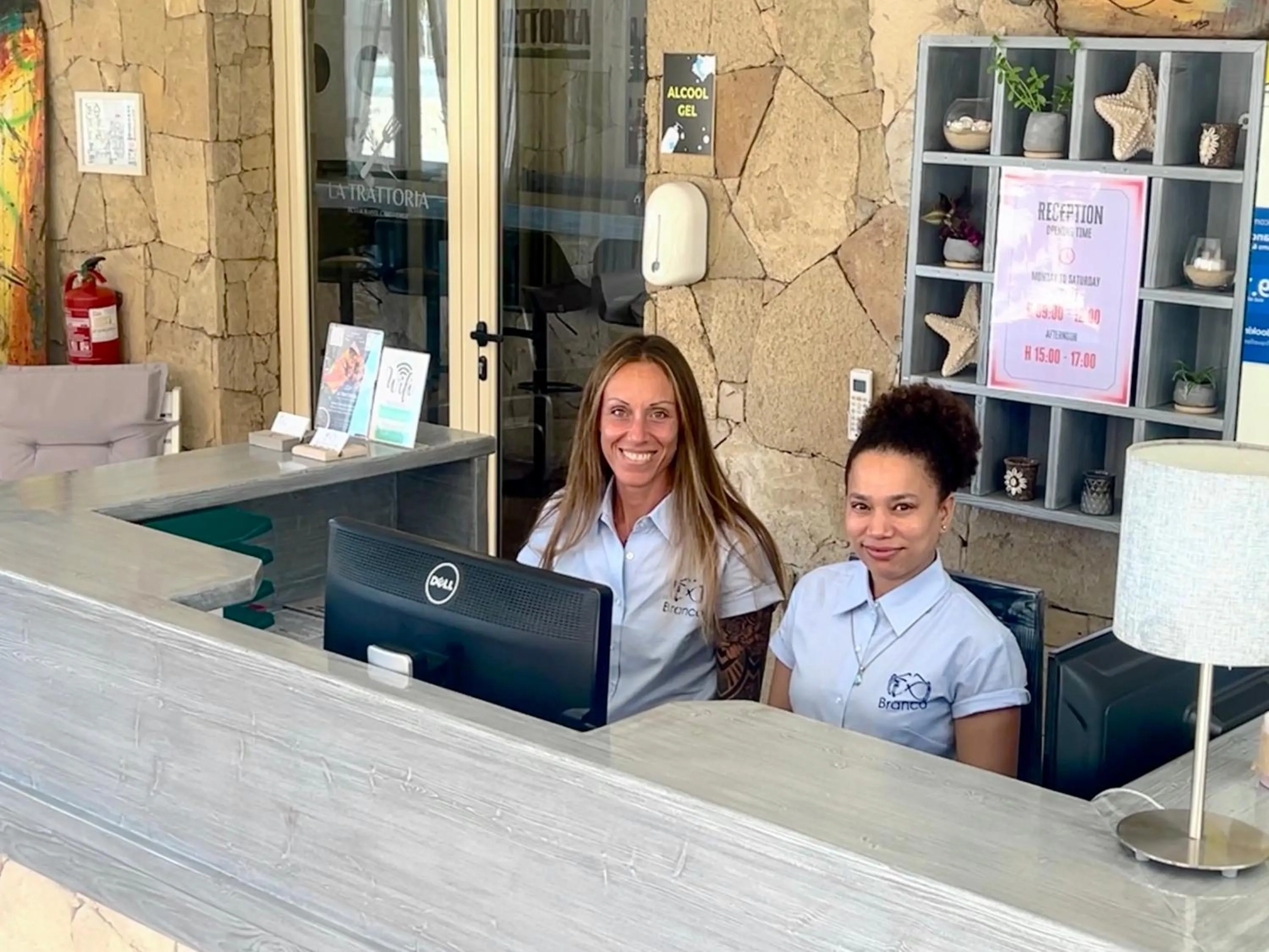 Branco Suites - Rooms & Holiday Apartments