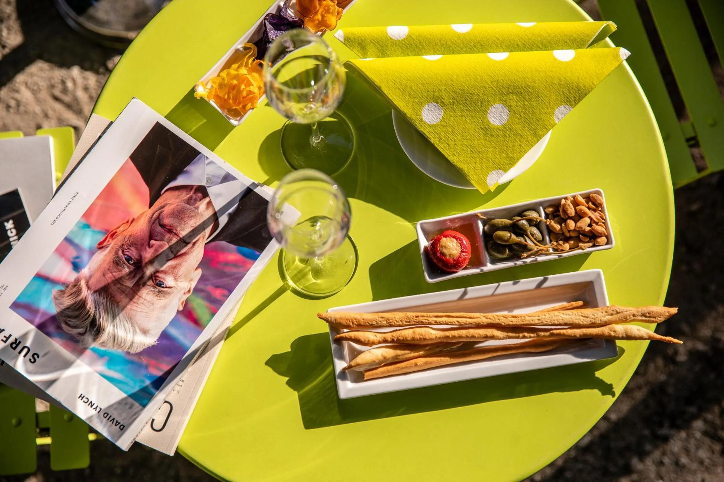 Restaurant/places to eat in Hotel Aurora