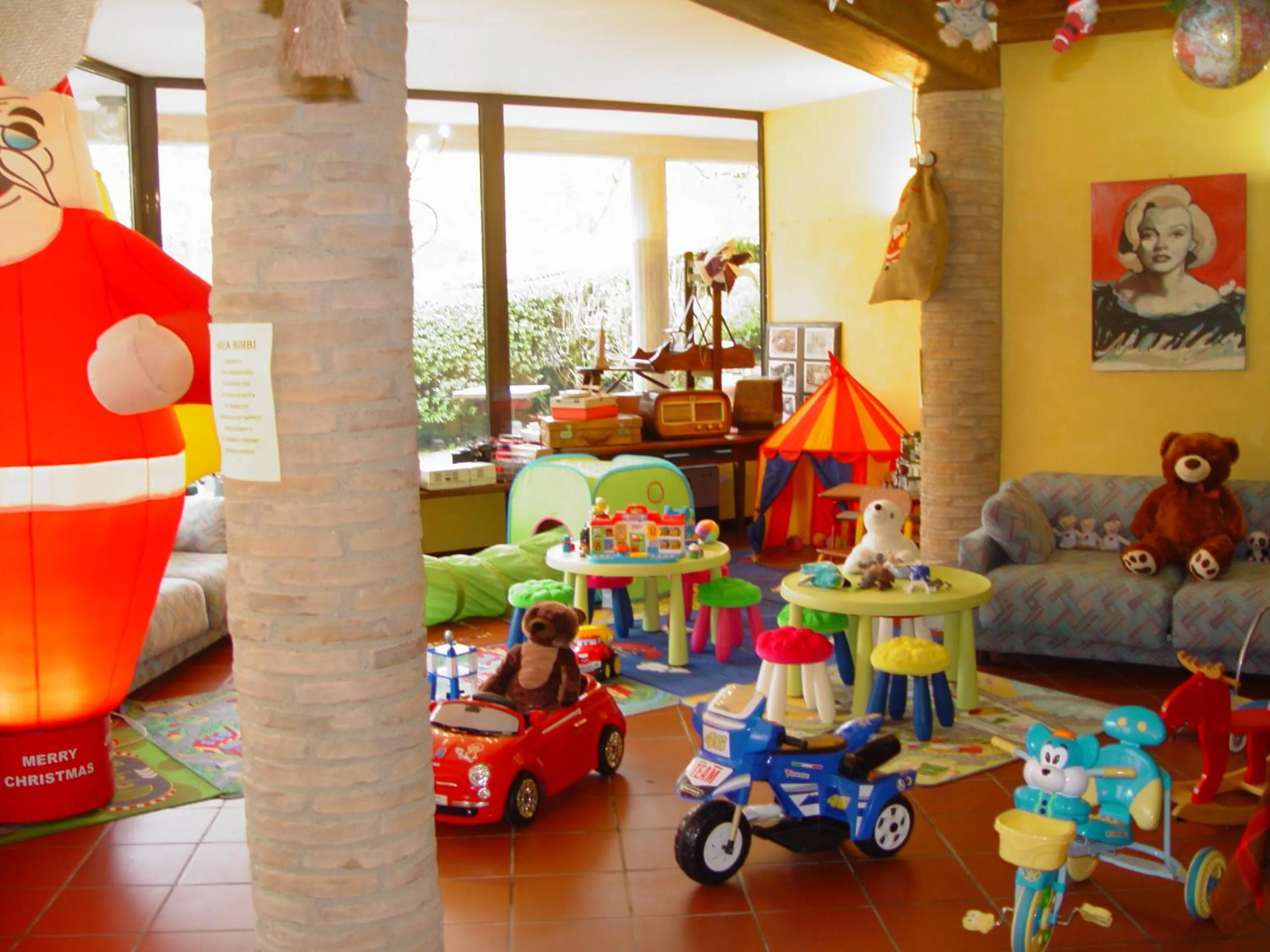 Children play ground in Hotel Residence Margherita