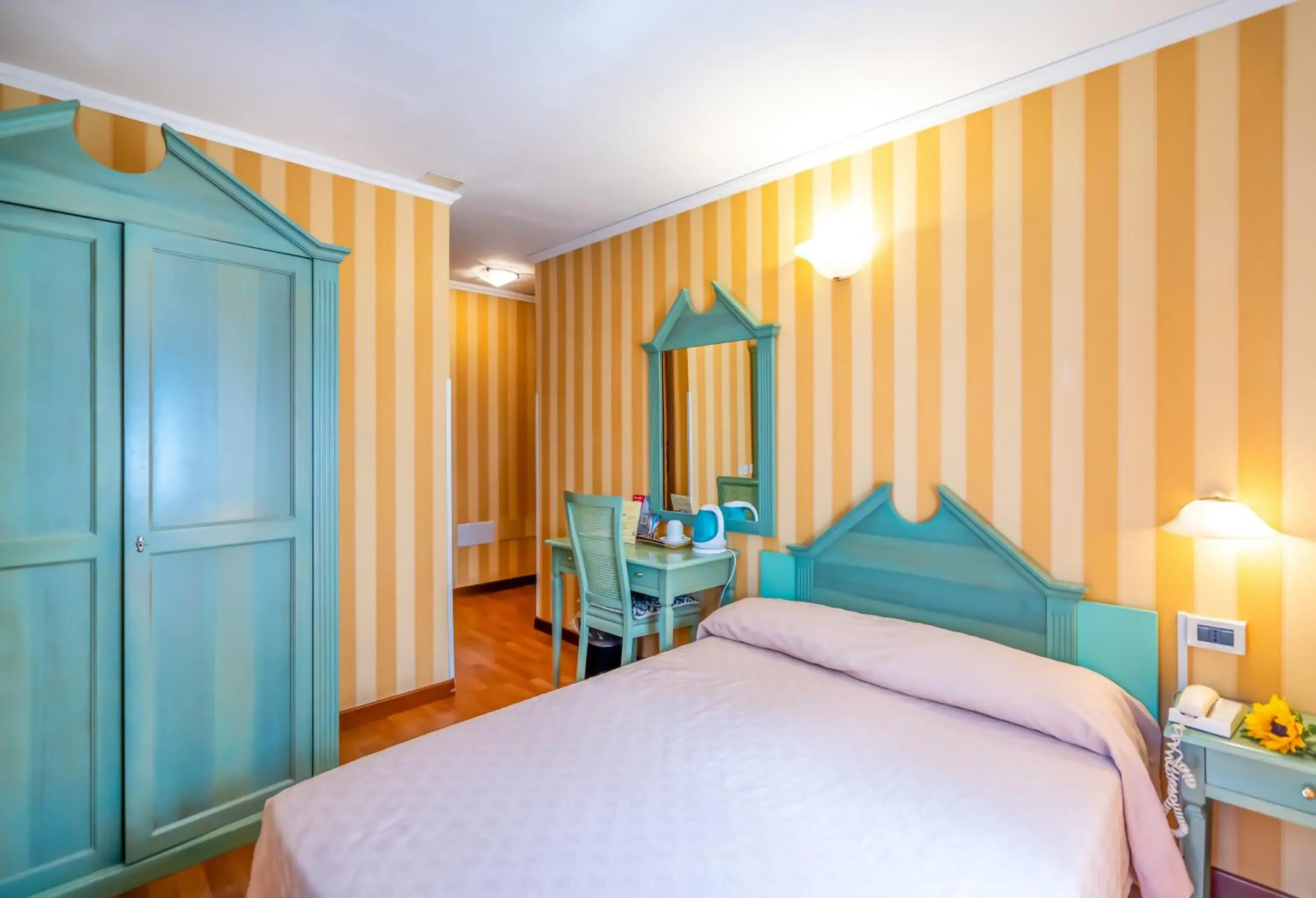 Bed in Hotel Tintoretto Bed in Hotel Tintoretto