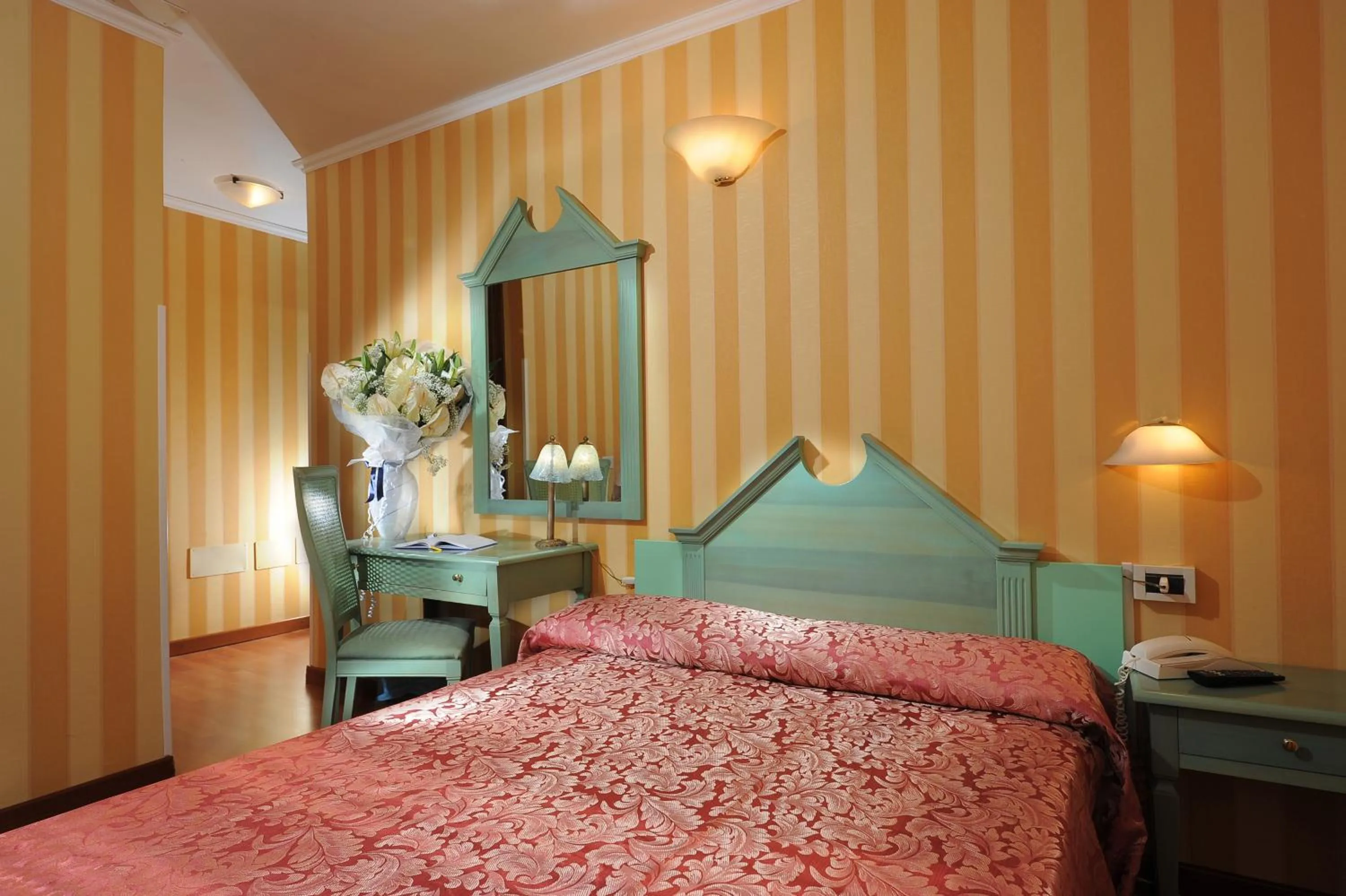 Bed in Hotel Tintoretto