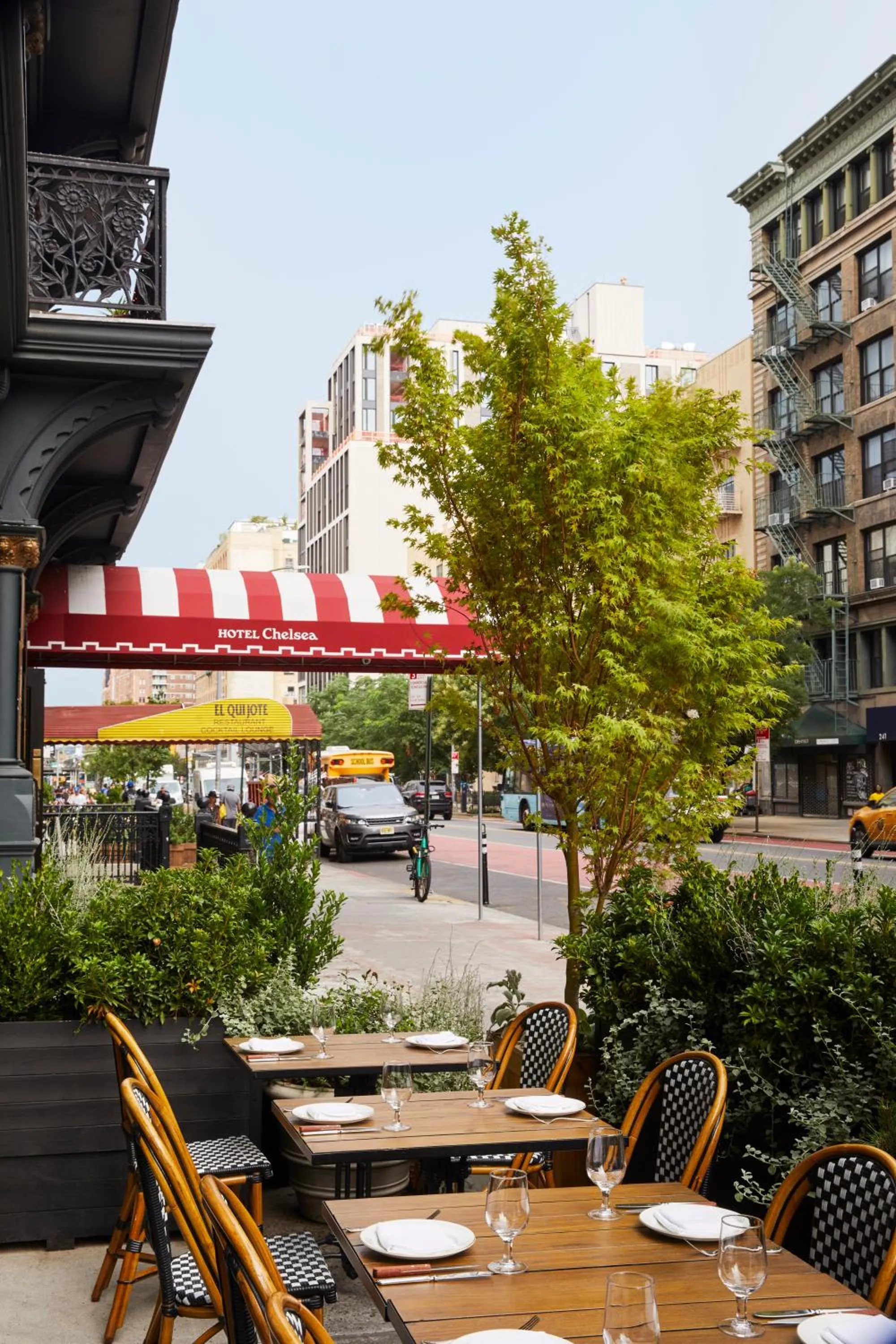 Restaurant/places to eat in The Hotel Chelsea