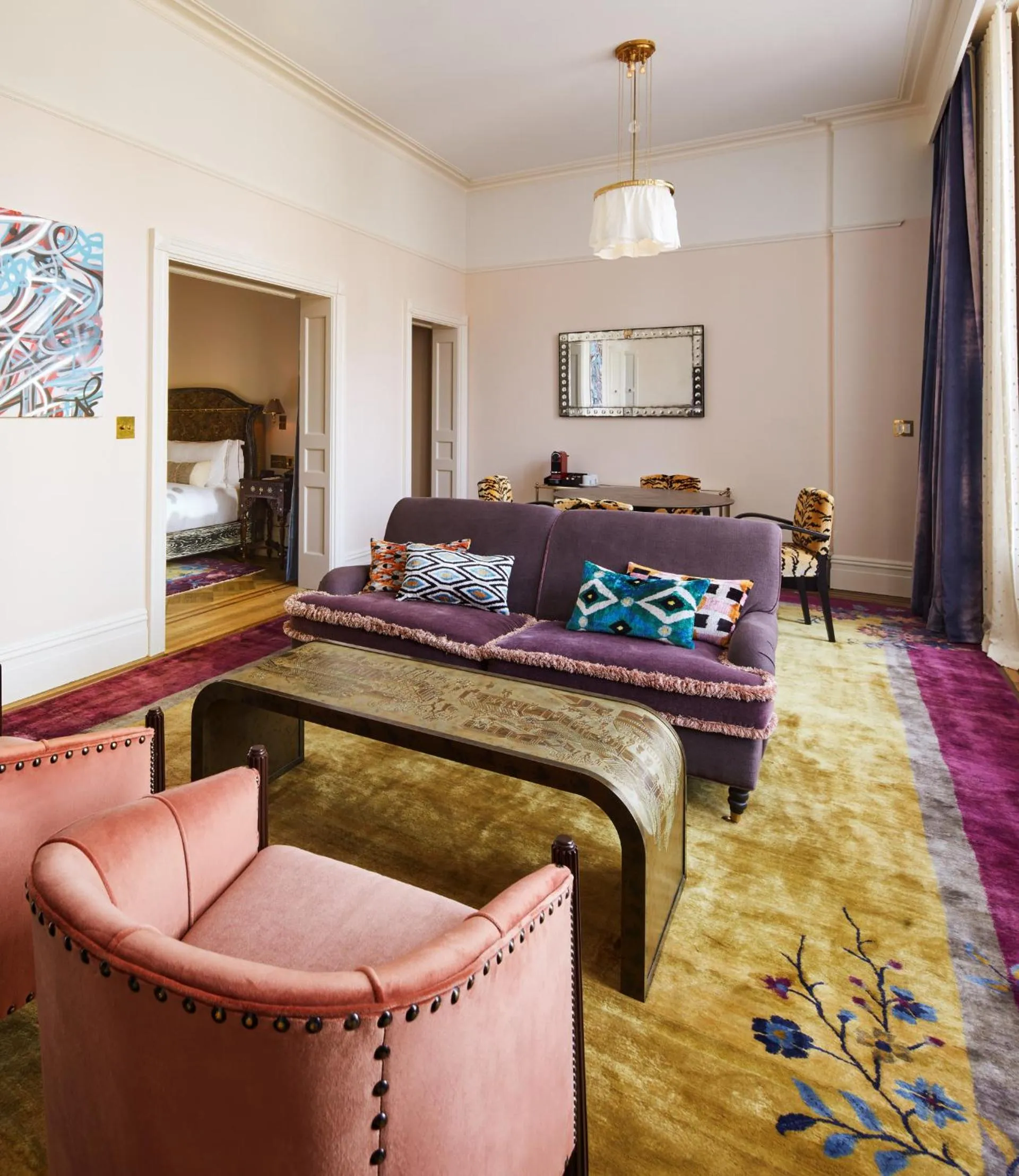 Living room, Bed in The Hotel Chelsea