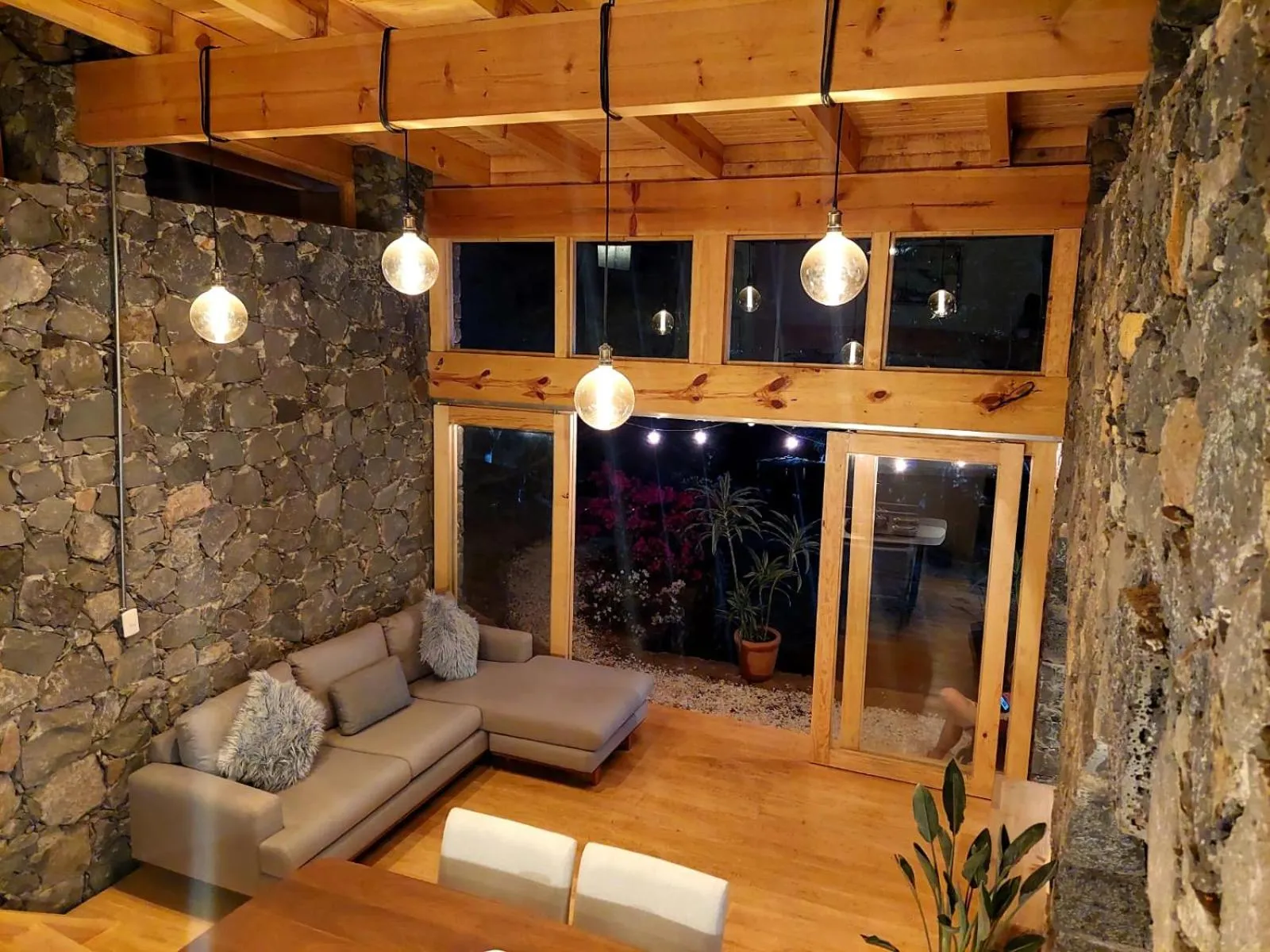 Living room in Amara Tepoztlán