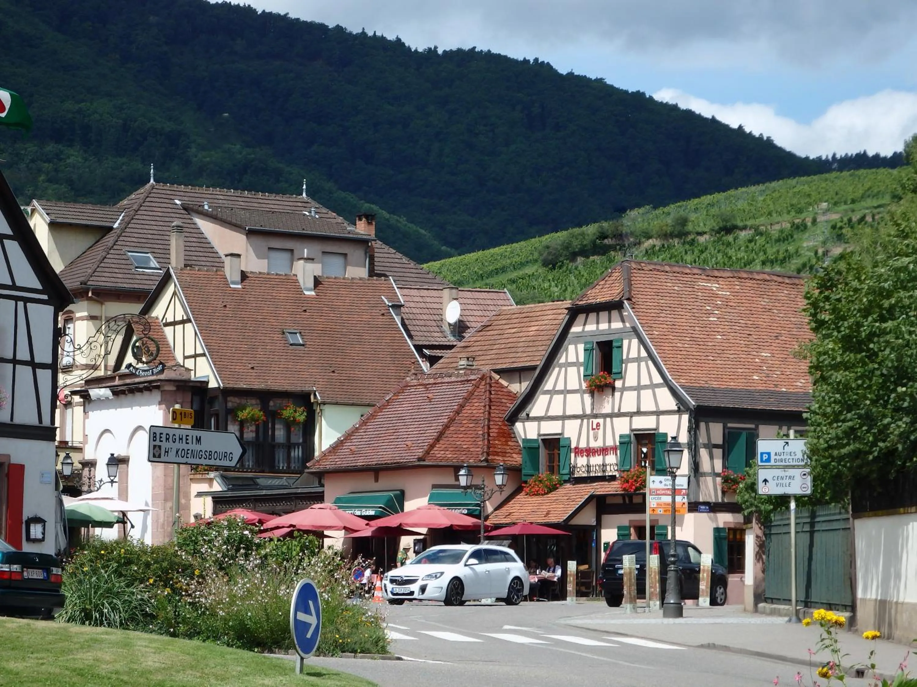 City view in La Maison des Tanneurs