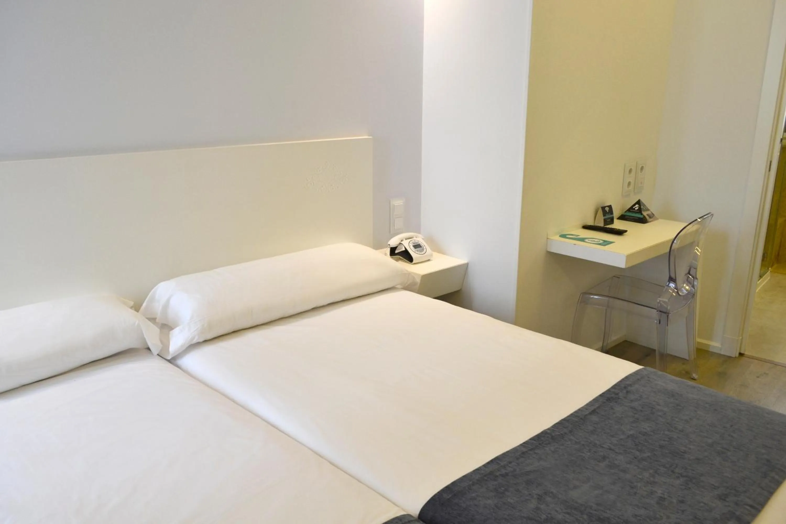 Bed in Hotel Alda San Bieito