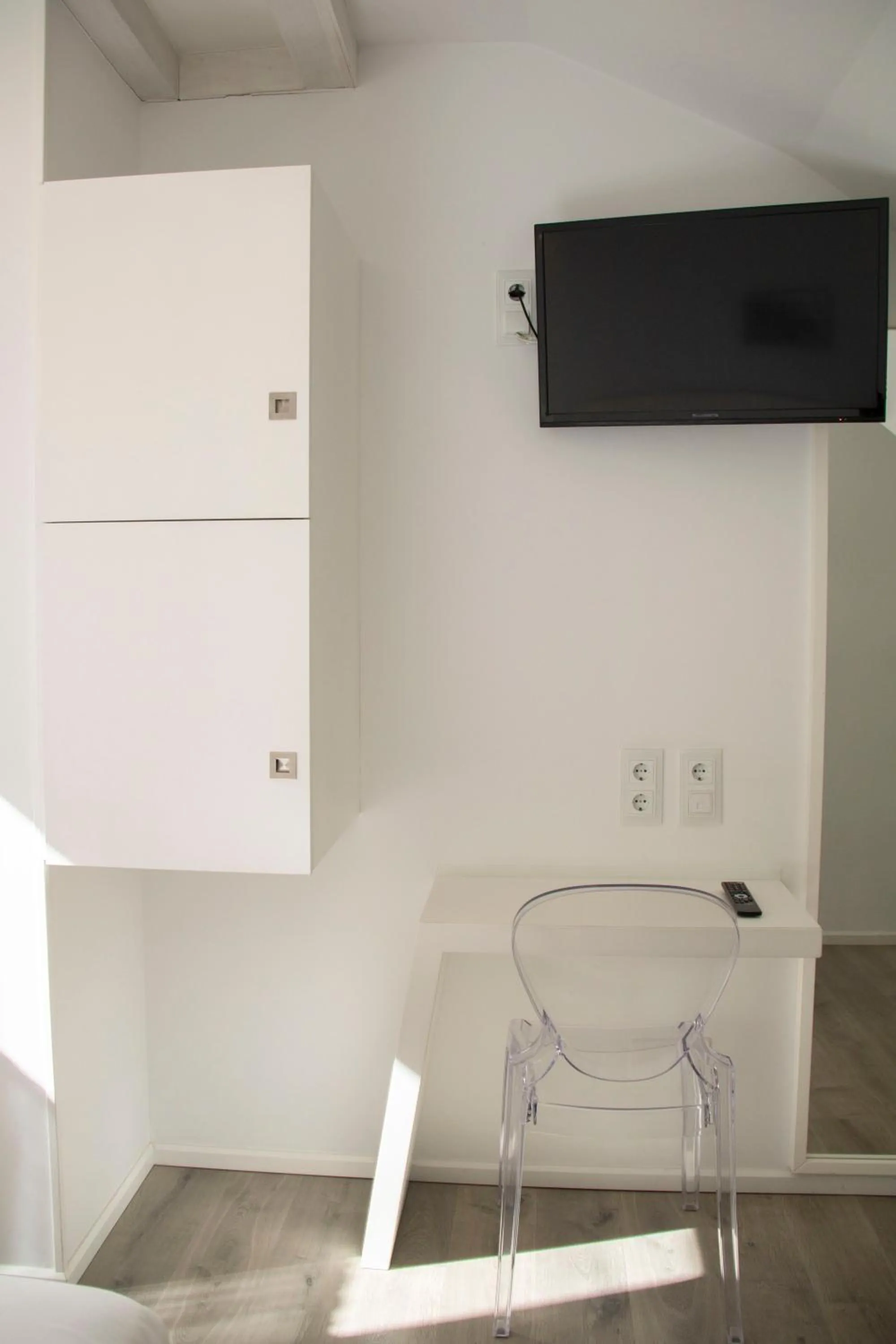 TV and multimedia in Hotel Alda San Bieito