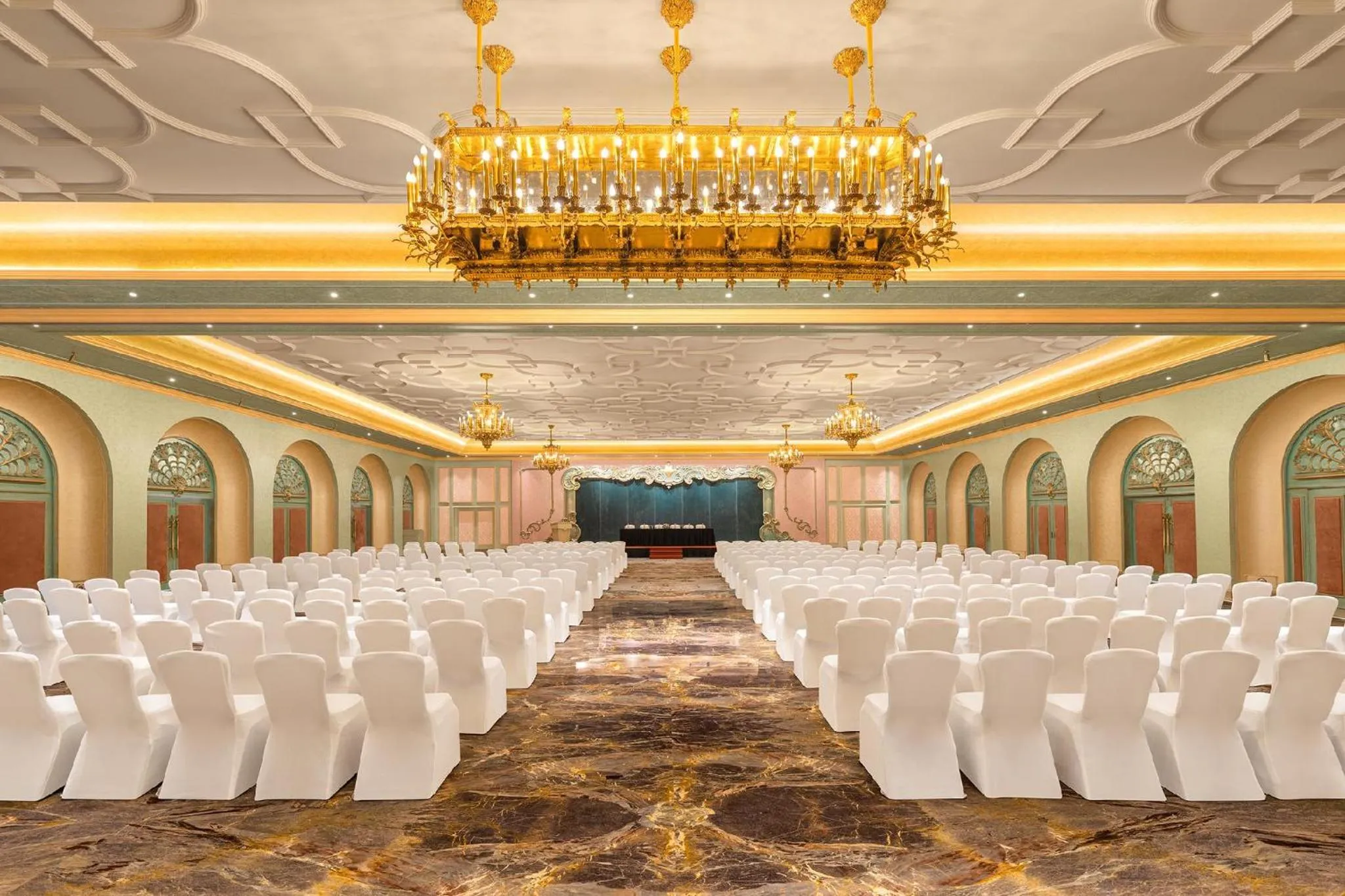 Banquet/Function facilities in Hotel Hillock Ahmedabad