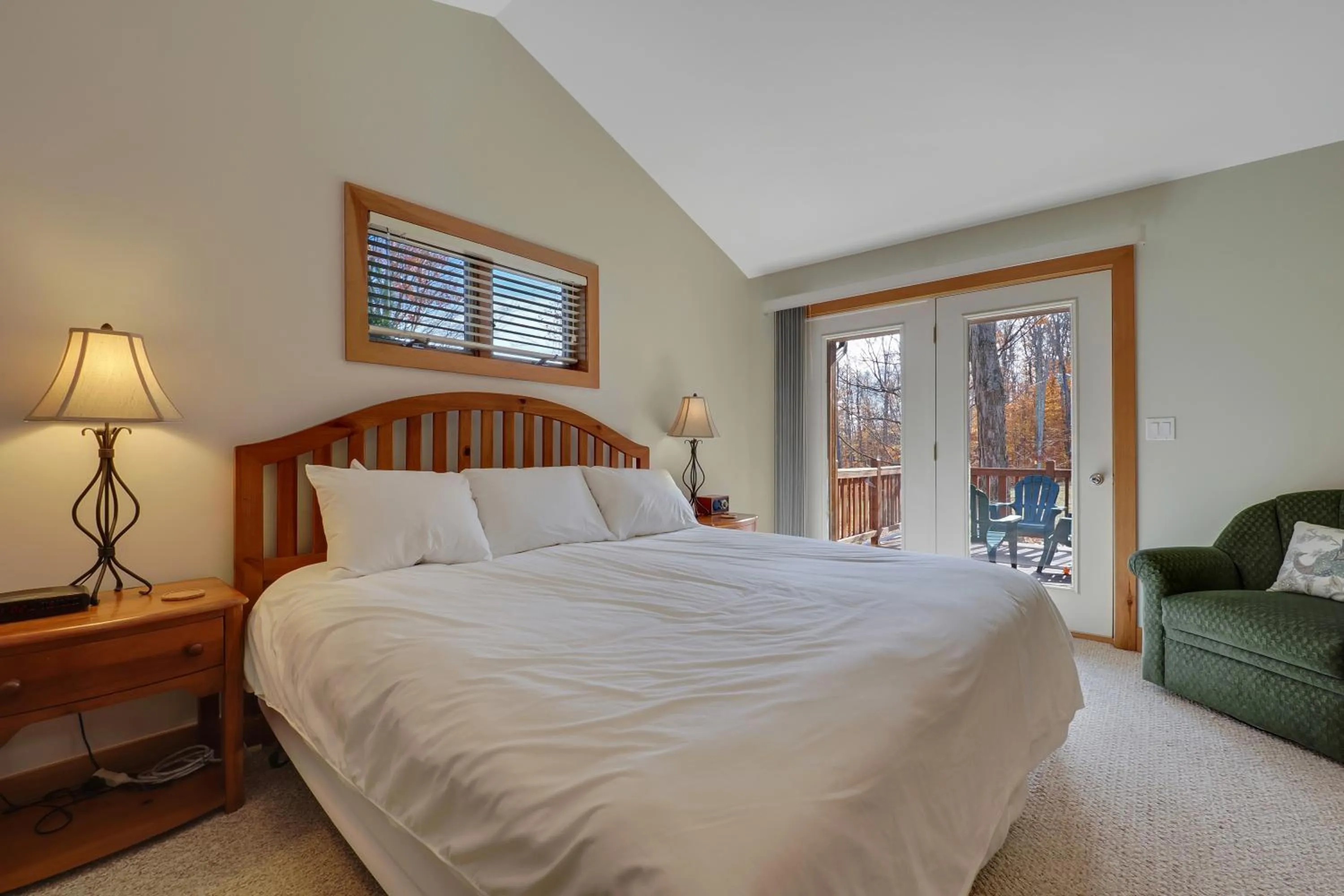 Bed in 692 Disciples Village Condo