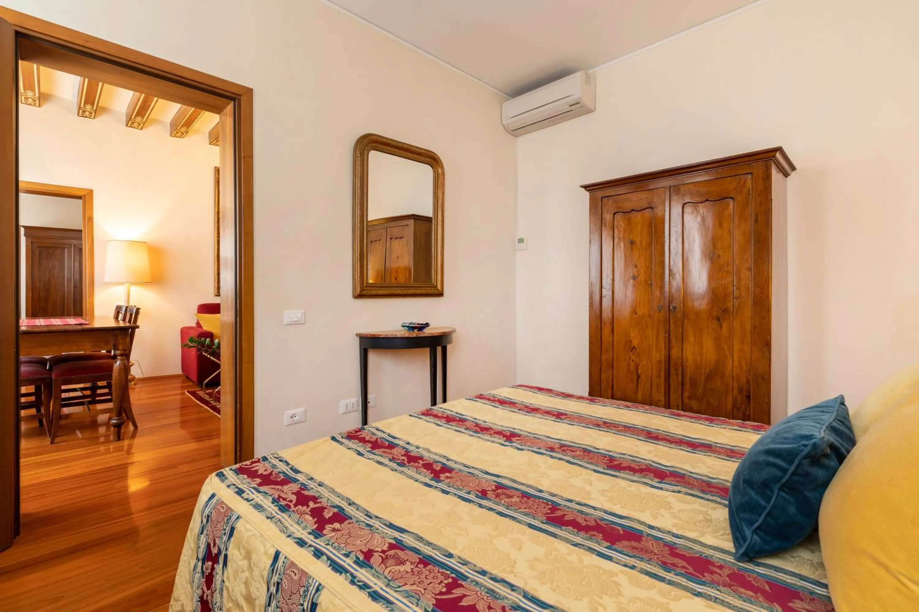 Bedroom, Bed in Palazzo Schiavoni Residenza d'epoca & Suite-Apartments