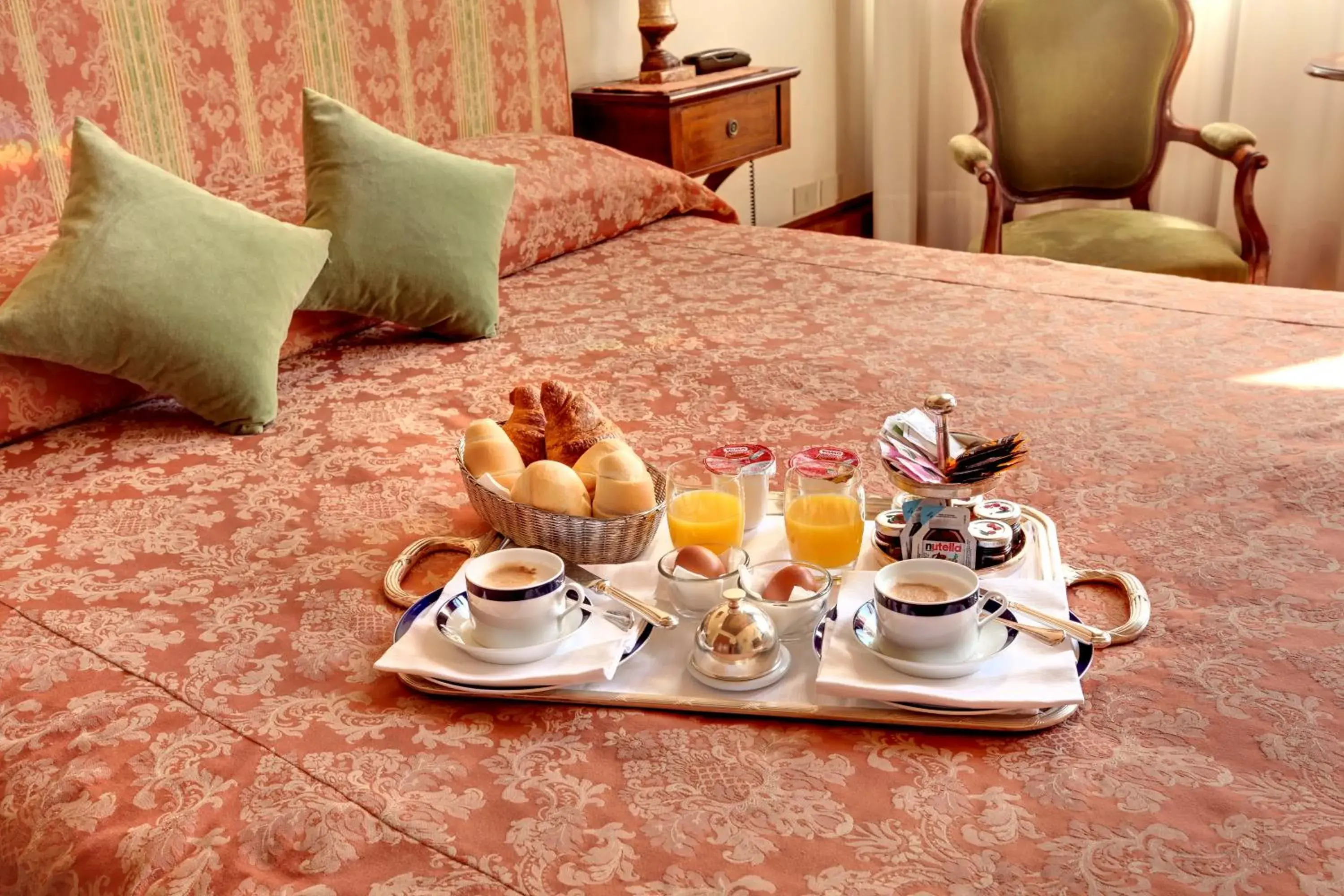 Bed in Palazzo Schiavoni Residenza d'epoca & Suite-Apartments Bed in Palazzo Schiavoni Residenza d'epoca & Suite-Apartments