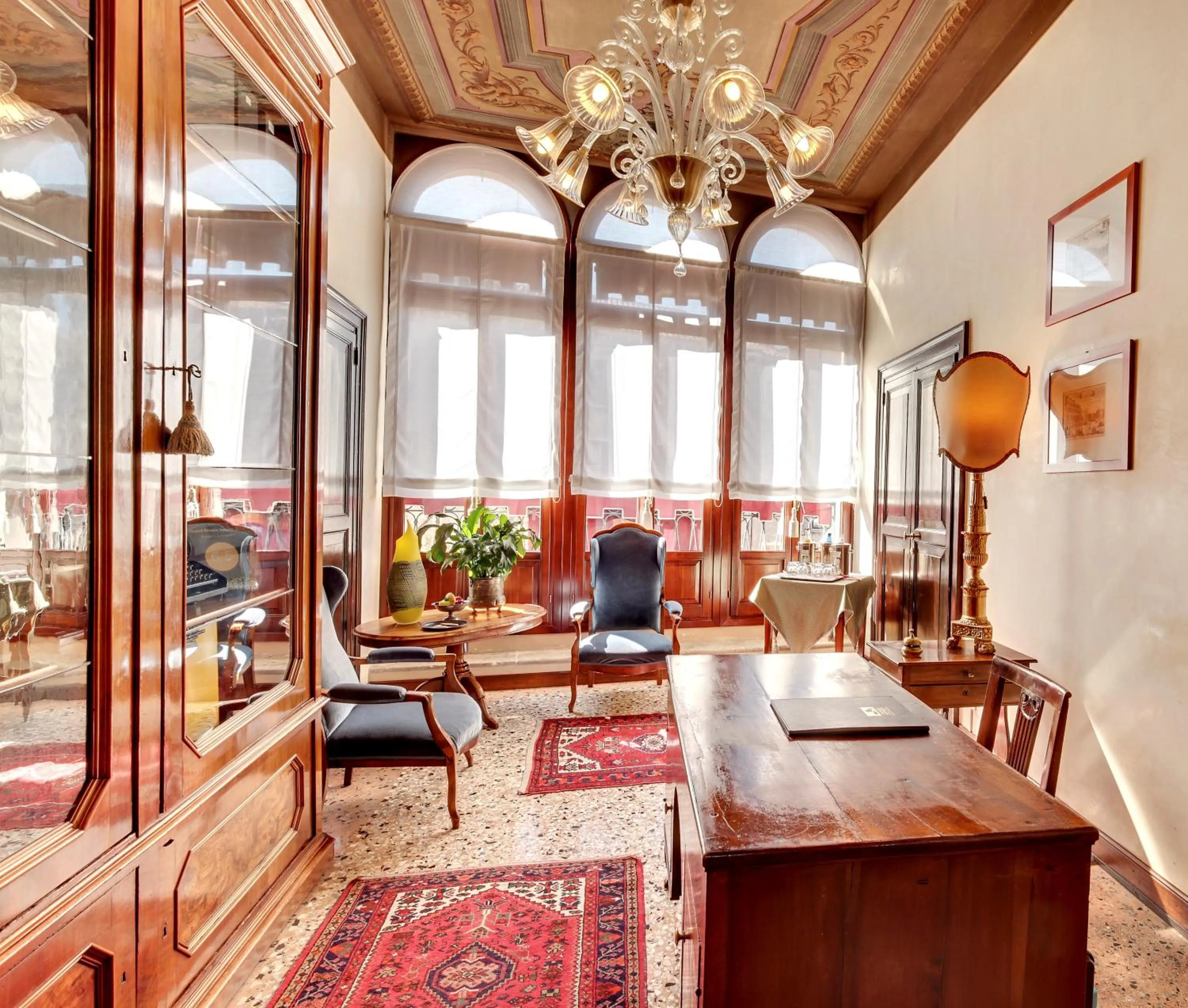 Lobby or reception in Palazzo Schiavoni Residenza d'epoca & Suite-Apartments