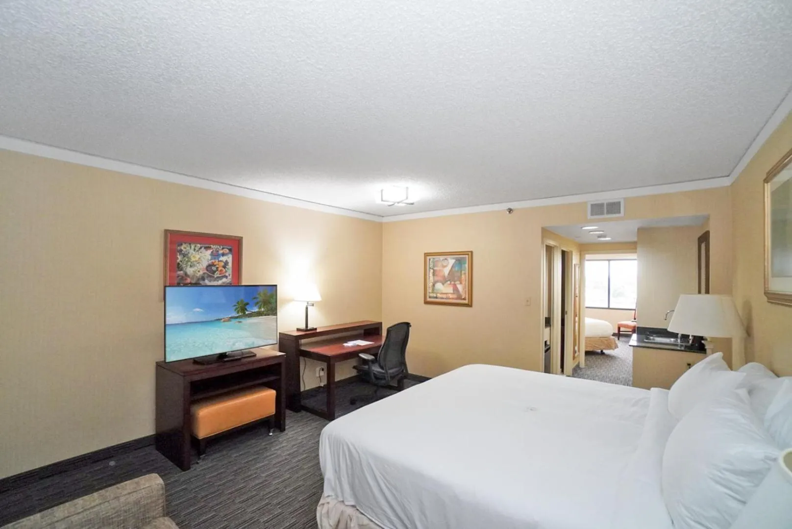 Bed in Harmony Suites Secaucus Meadowlands