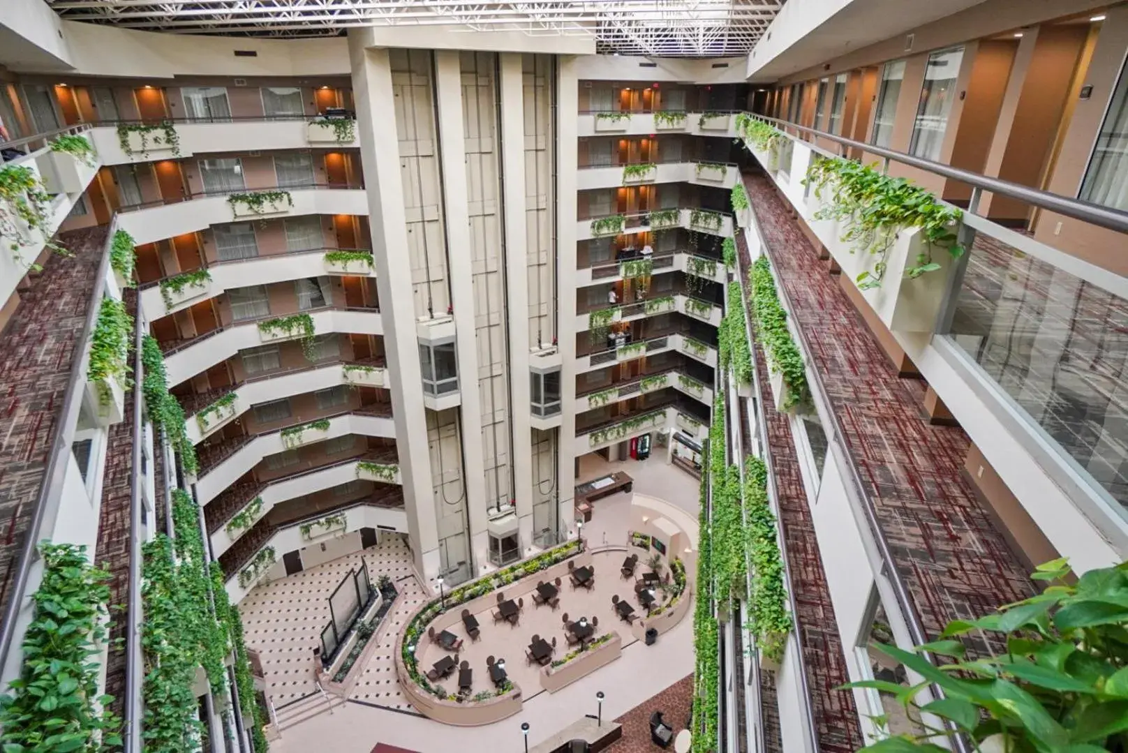 Property building in Harmony Suites Secaucus Meadowlands Property building in Harmony Suites Secaucus Meadowlands