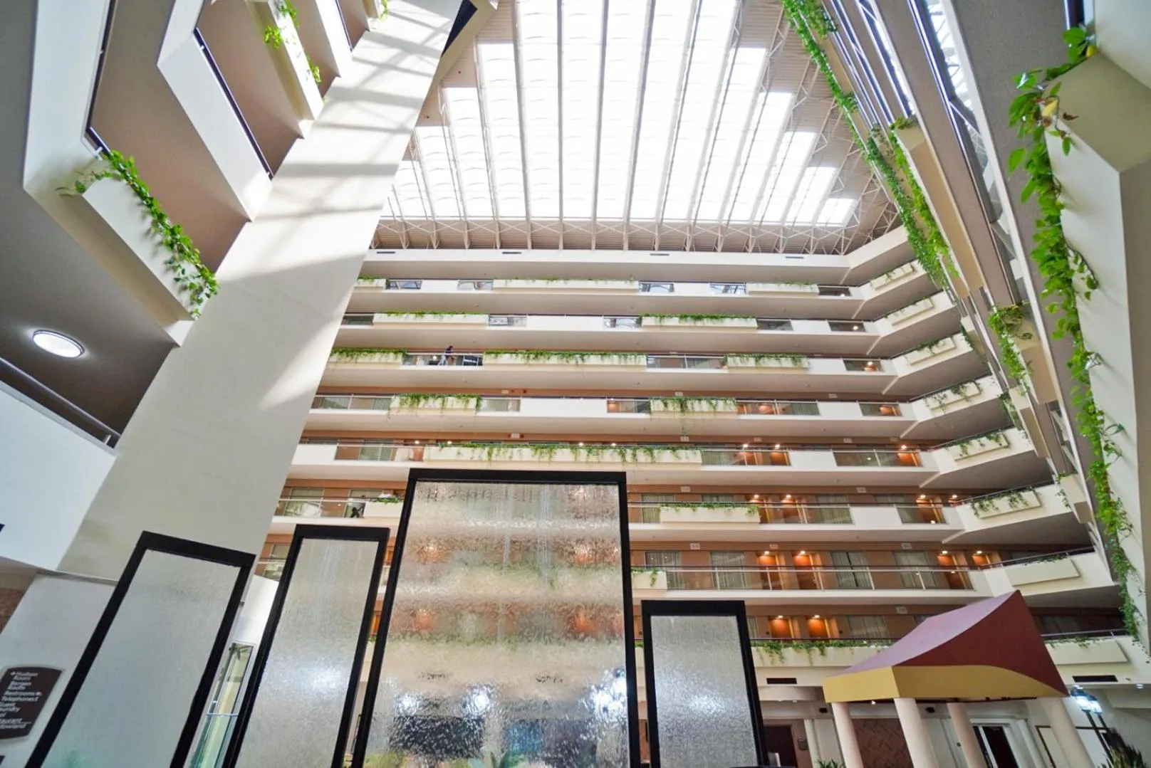 Property building in Harmony Suites Secaucus Meadowlands