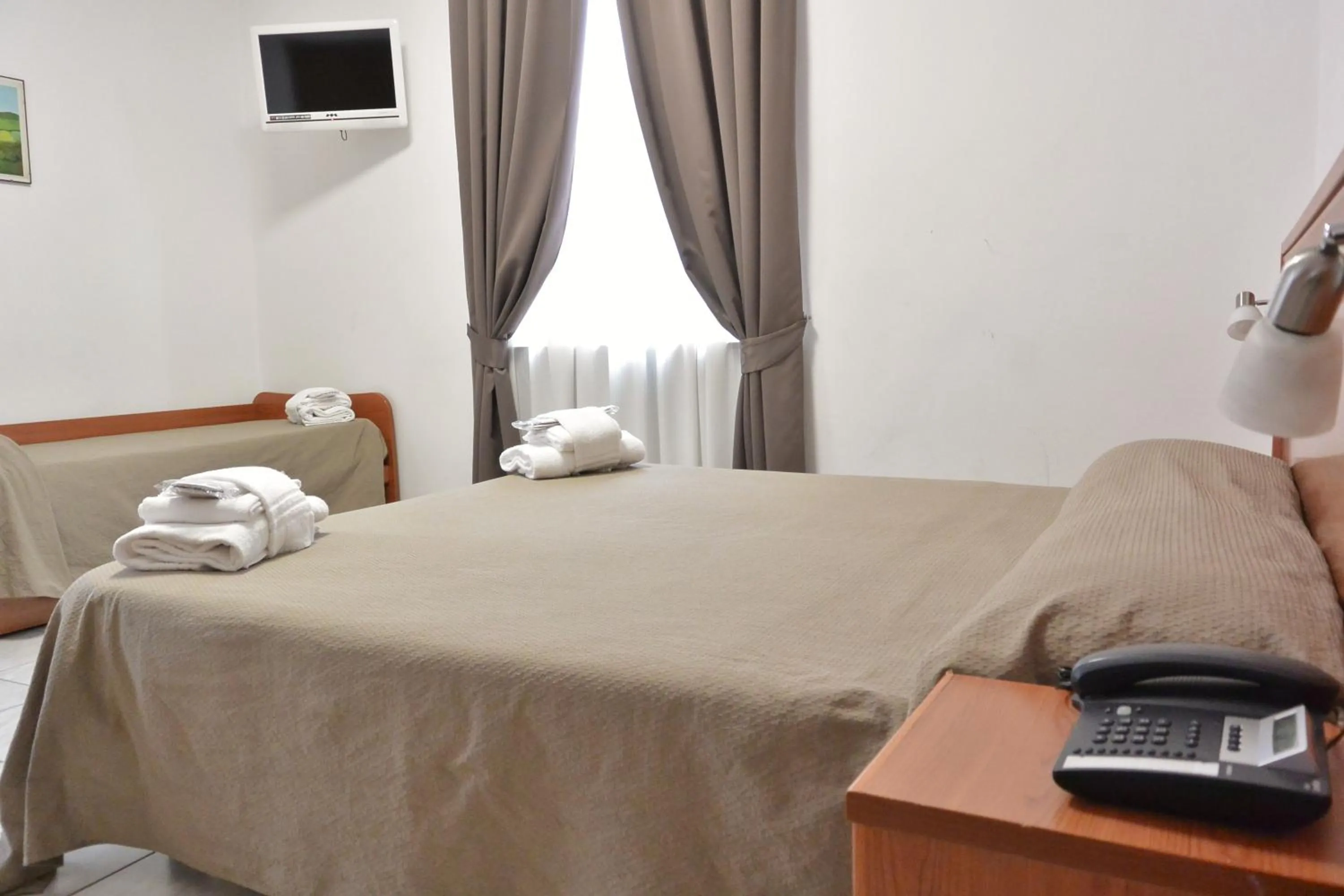 Bed in Hotel Trentina