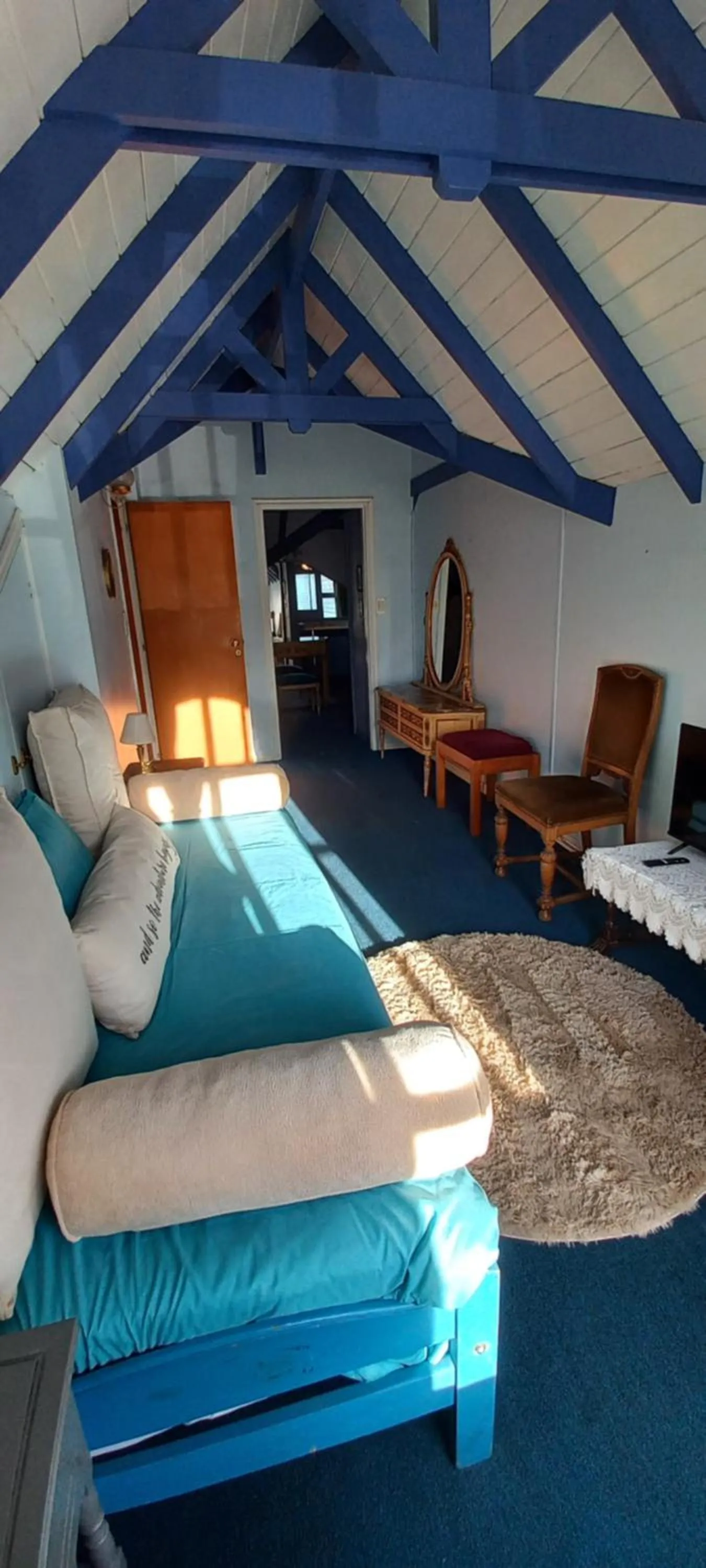 Photo of the whole room, Bed in FLOR AUSTRAL