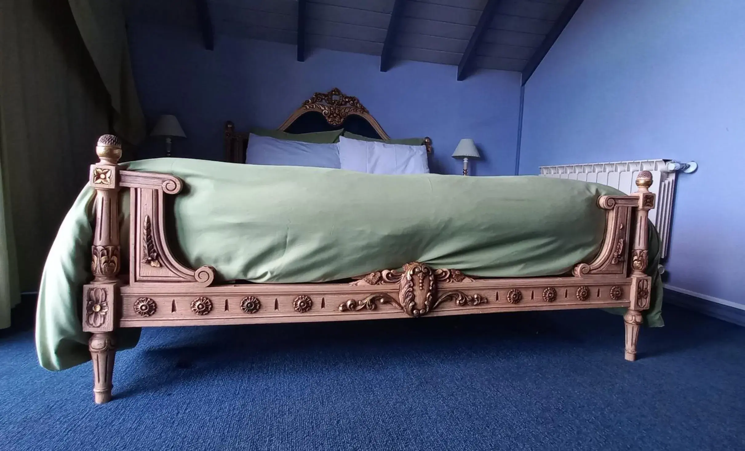 Bedroom, Bed in FLOR AUSTRAL Bedroom, Bed in FLOR AUSTRAL