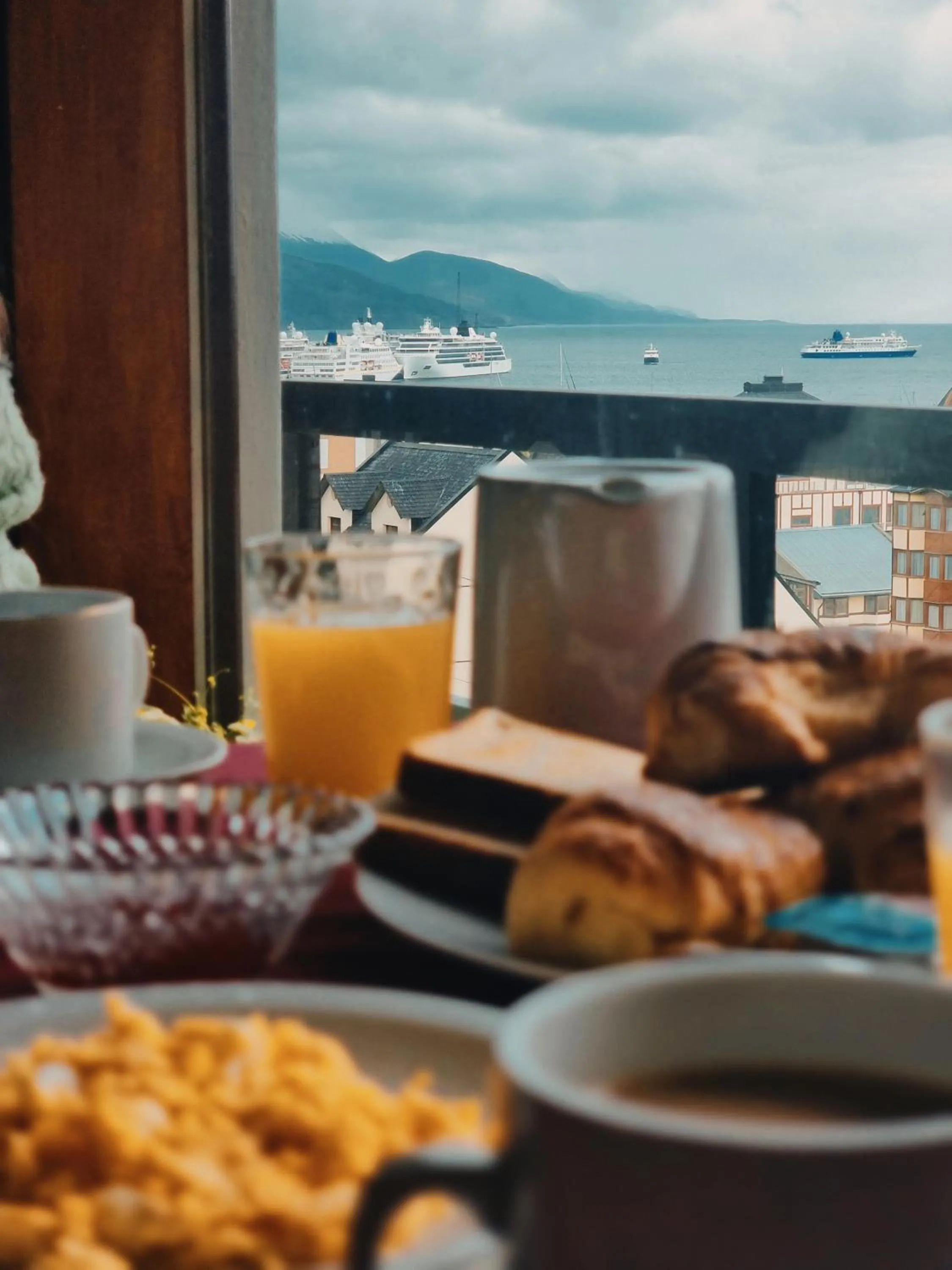 Breakfast in FLOR AUSTRAL