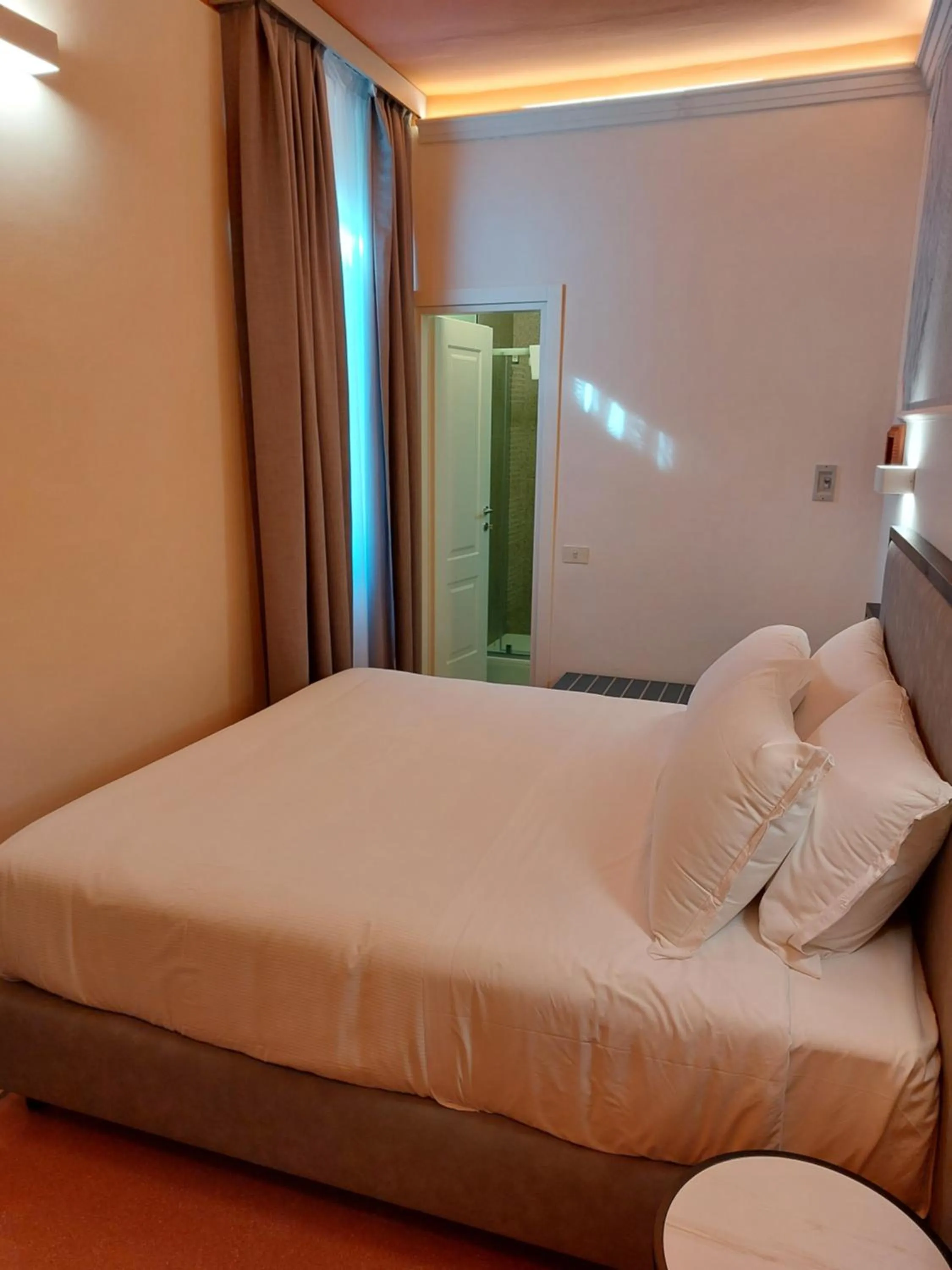 Bed in Hotel Fiorita