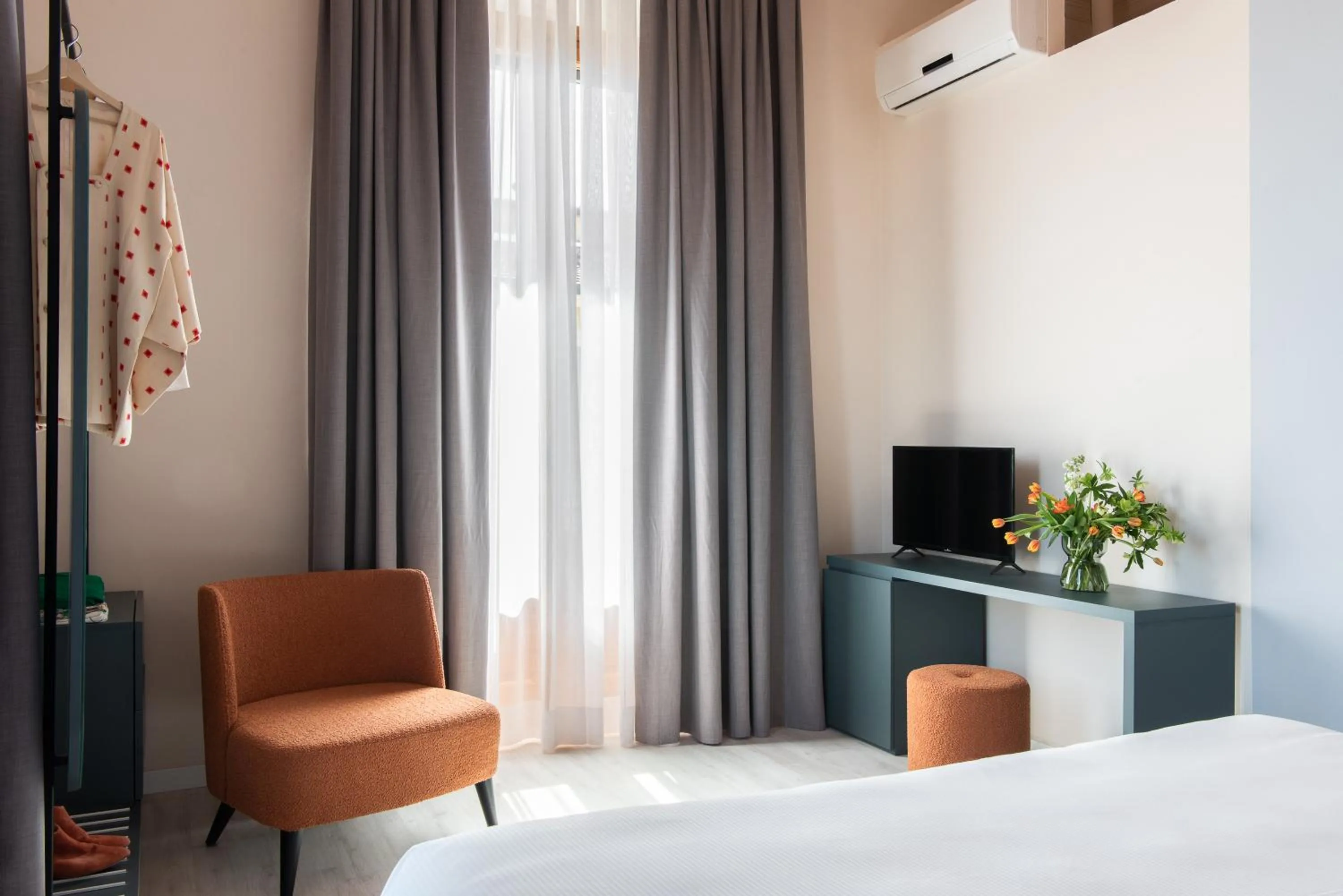 TV and multimedia, Bed in Hotel Fiorita